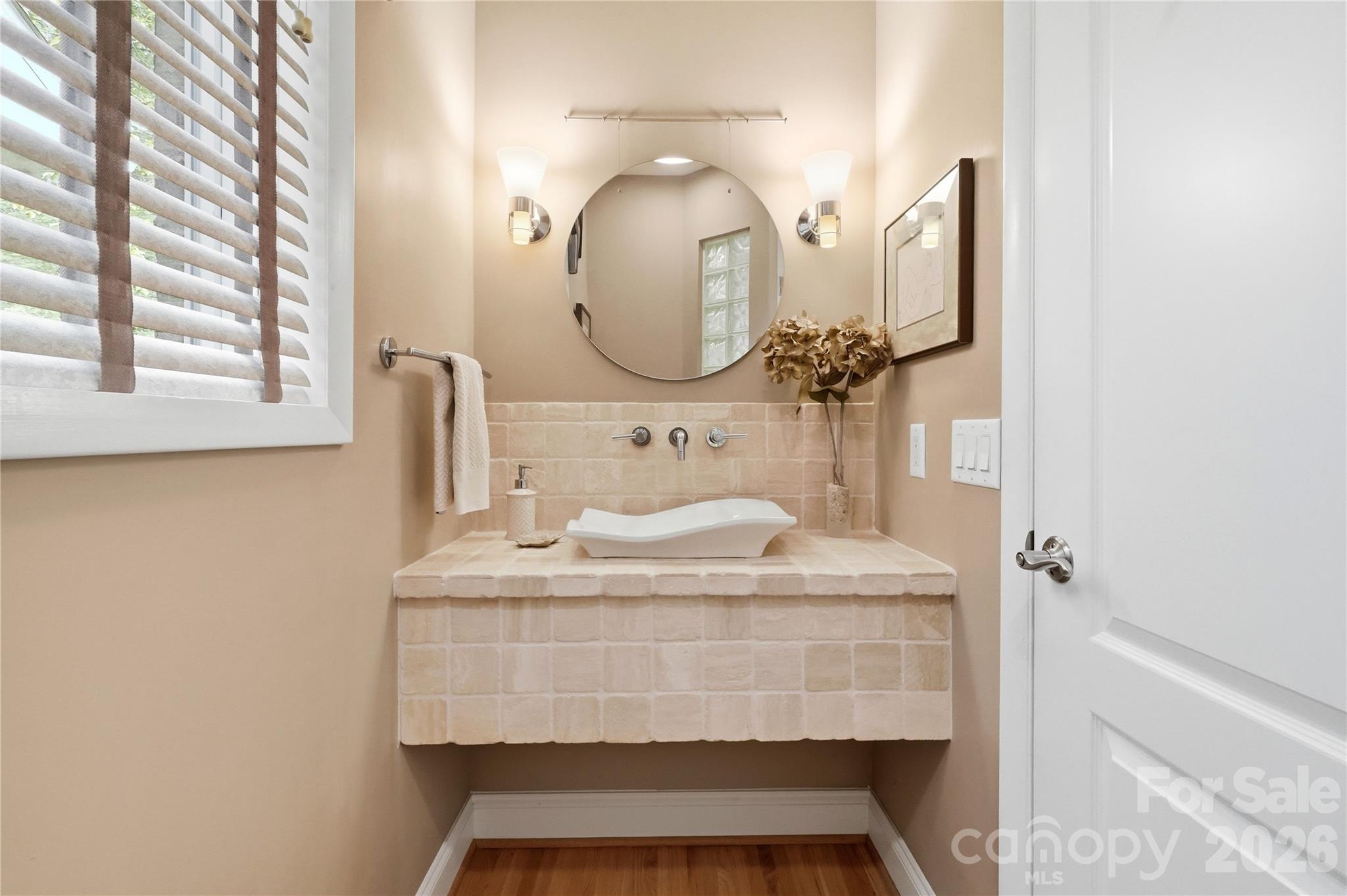 1075 Lakefront Woods Drive — Belmont