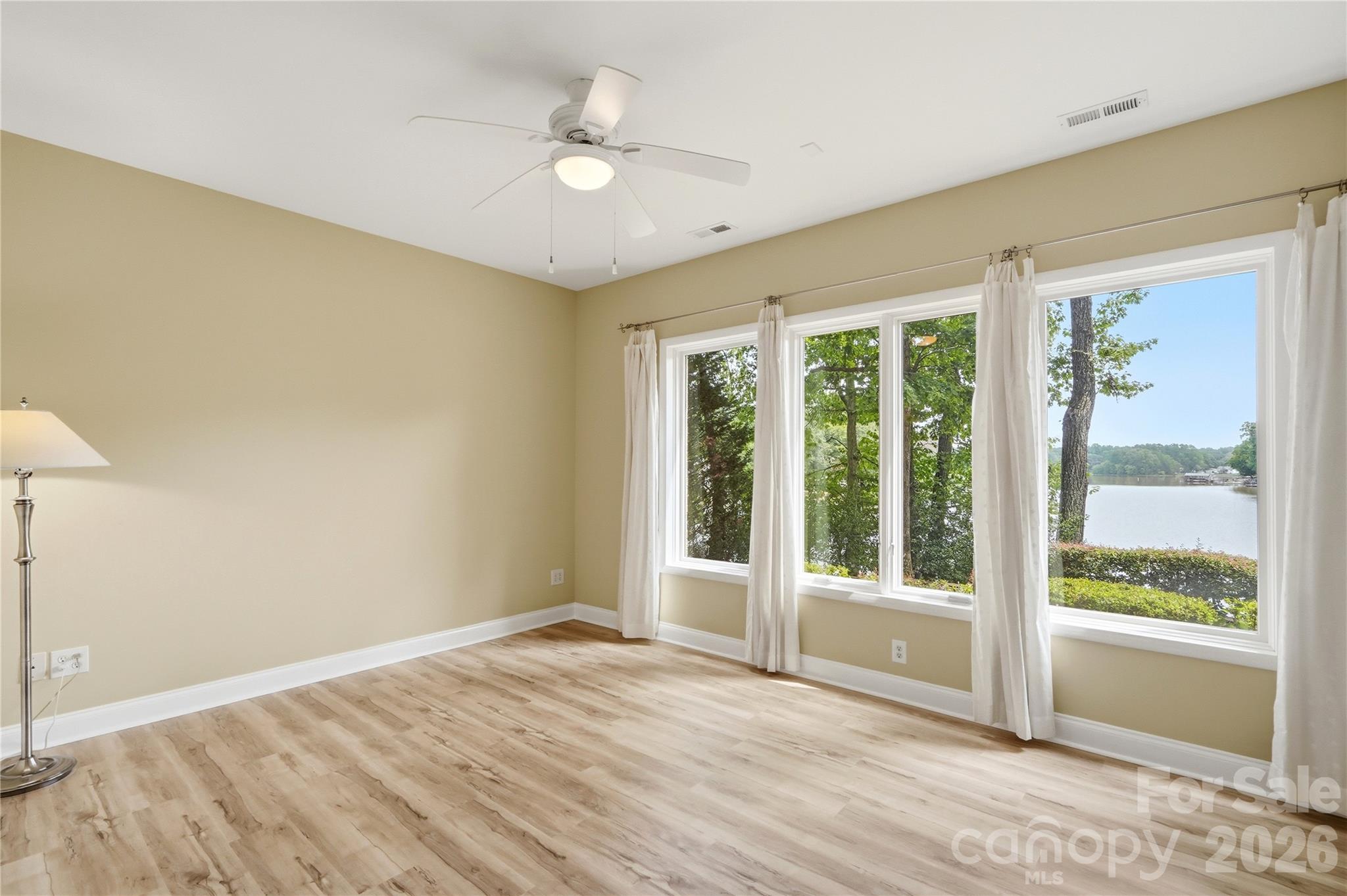 1075 Lakefront Woods Drive — Belmont