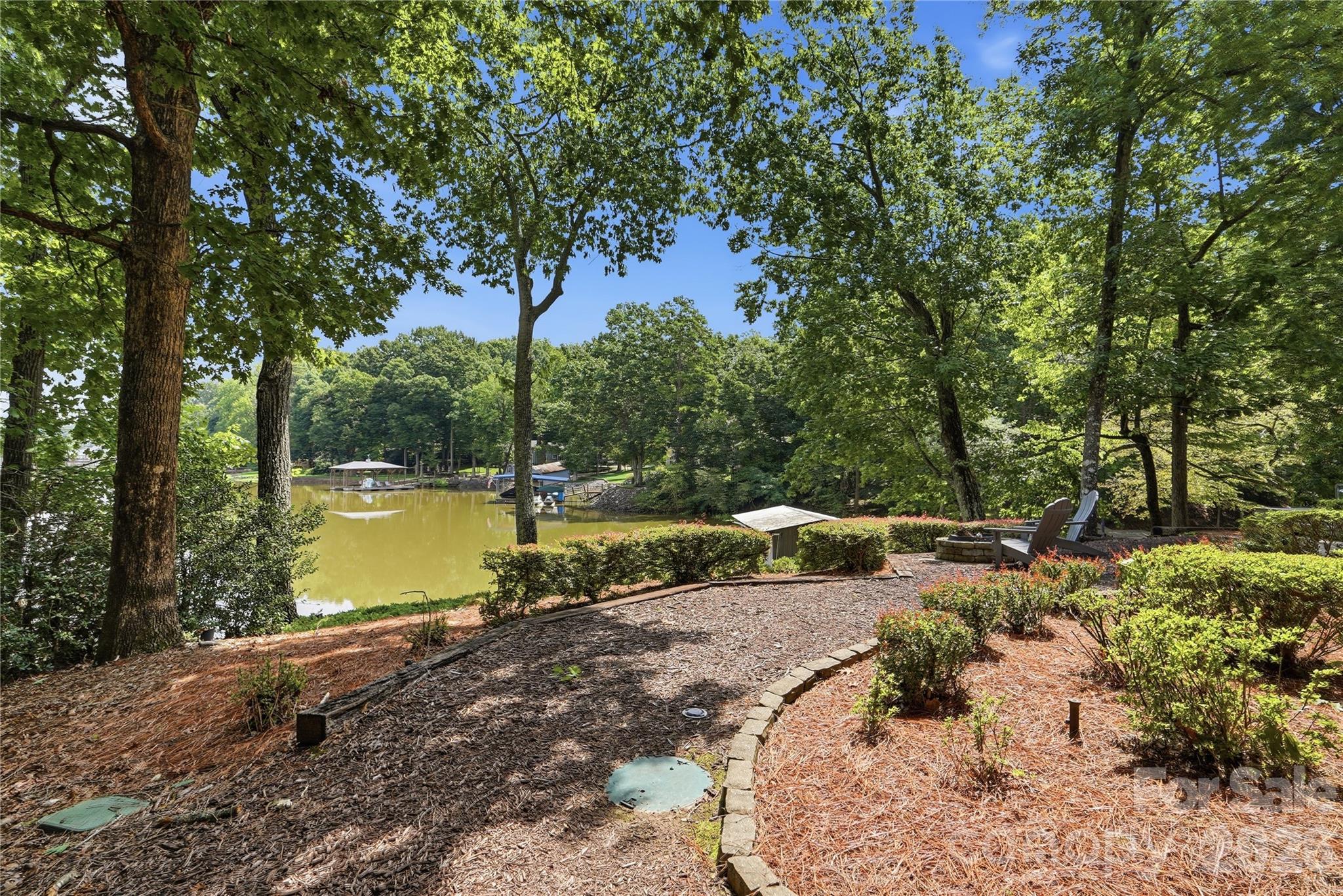 1075 Lakefront Woods Drive — Belmont