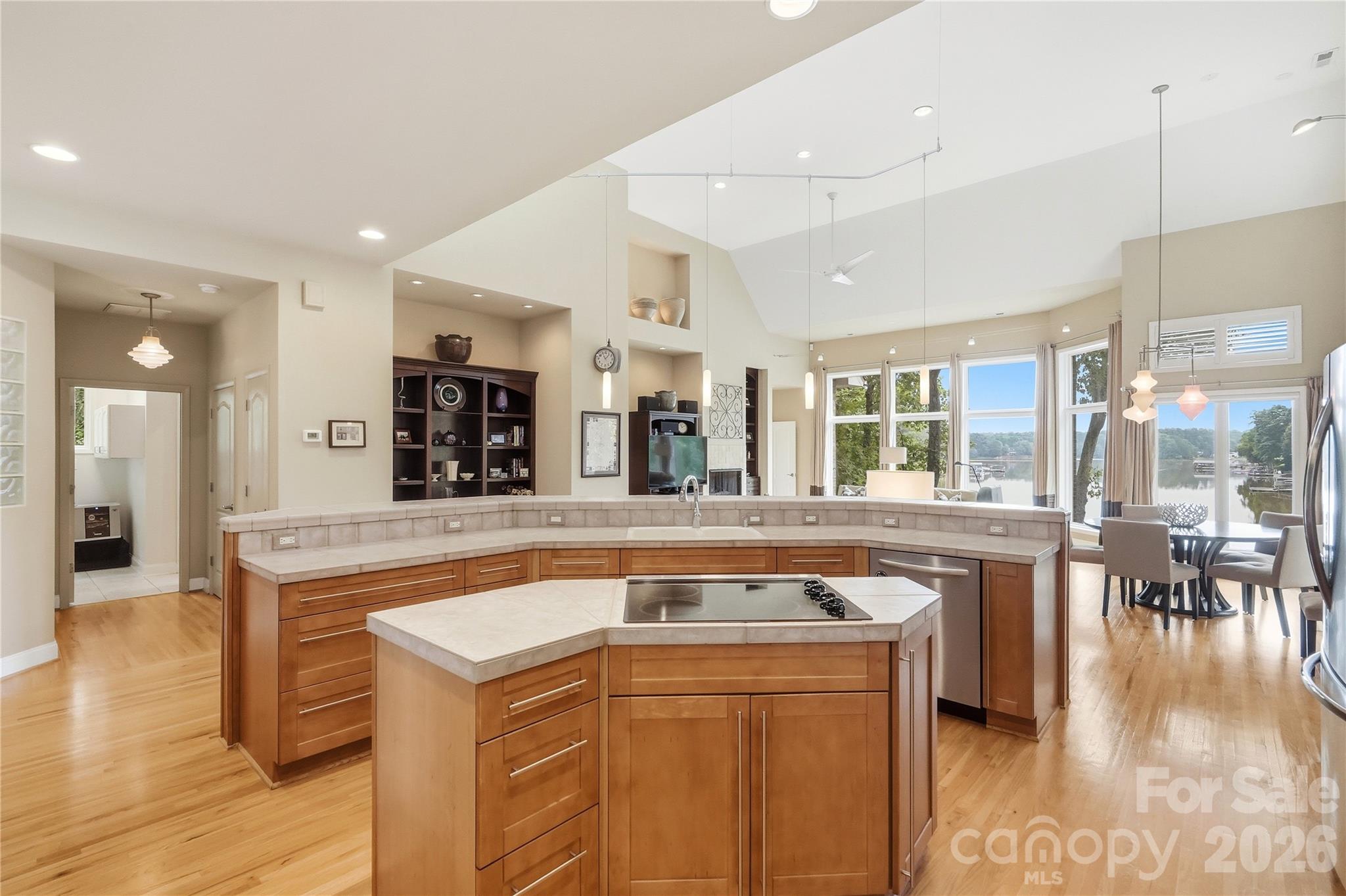1075 Lakefront Woods Drive — Belmont