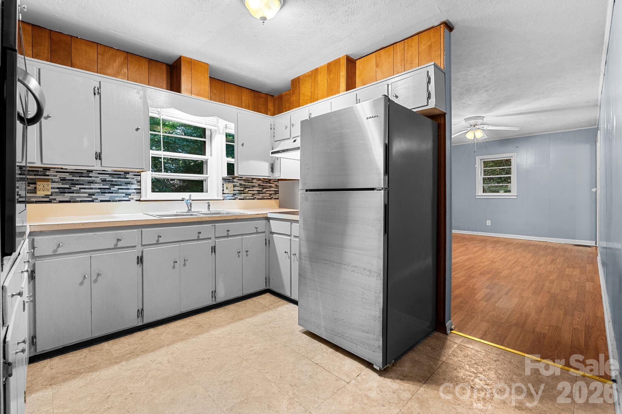 121 Horseshoe Drive — Boone