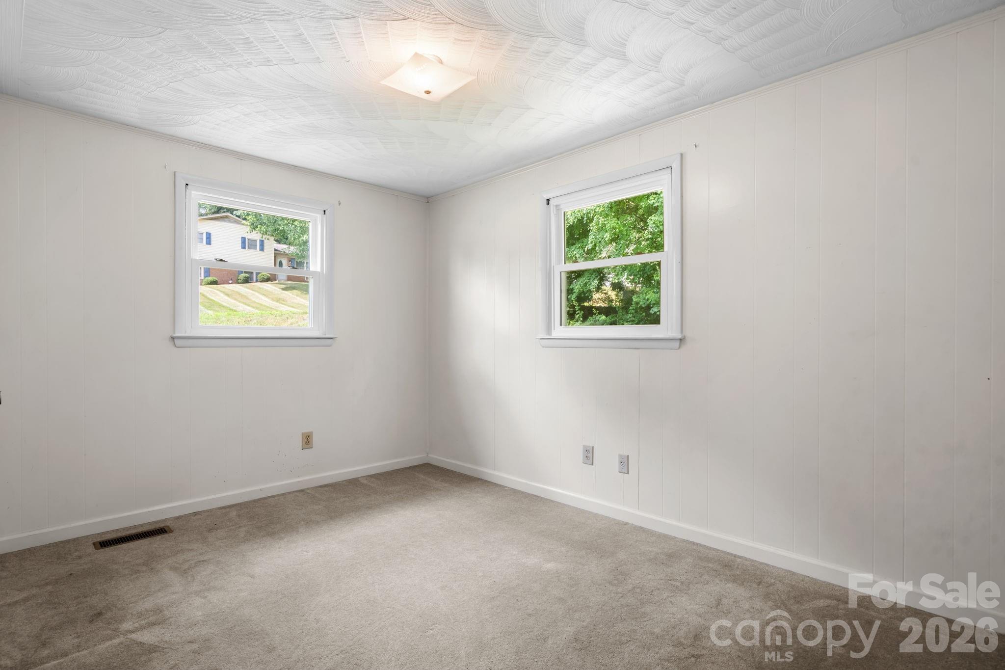 2428 Cedar Valley Drive — Conover