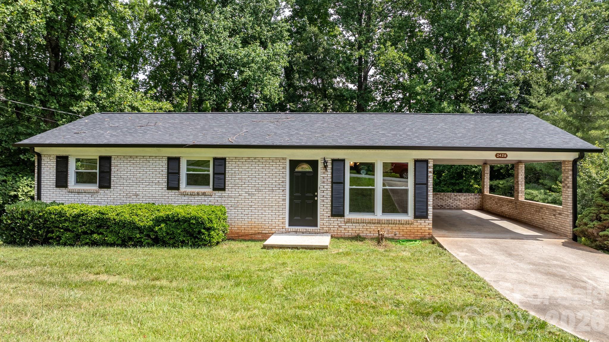 2428 Cedar Valley Drive — Conover