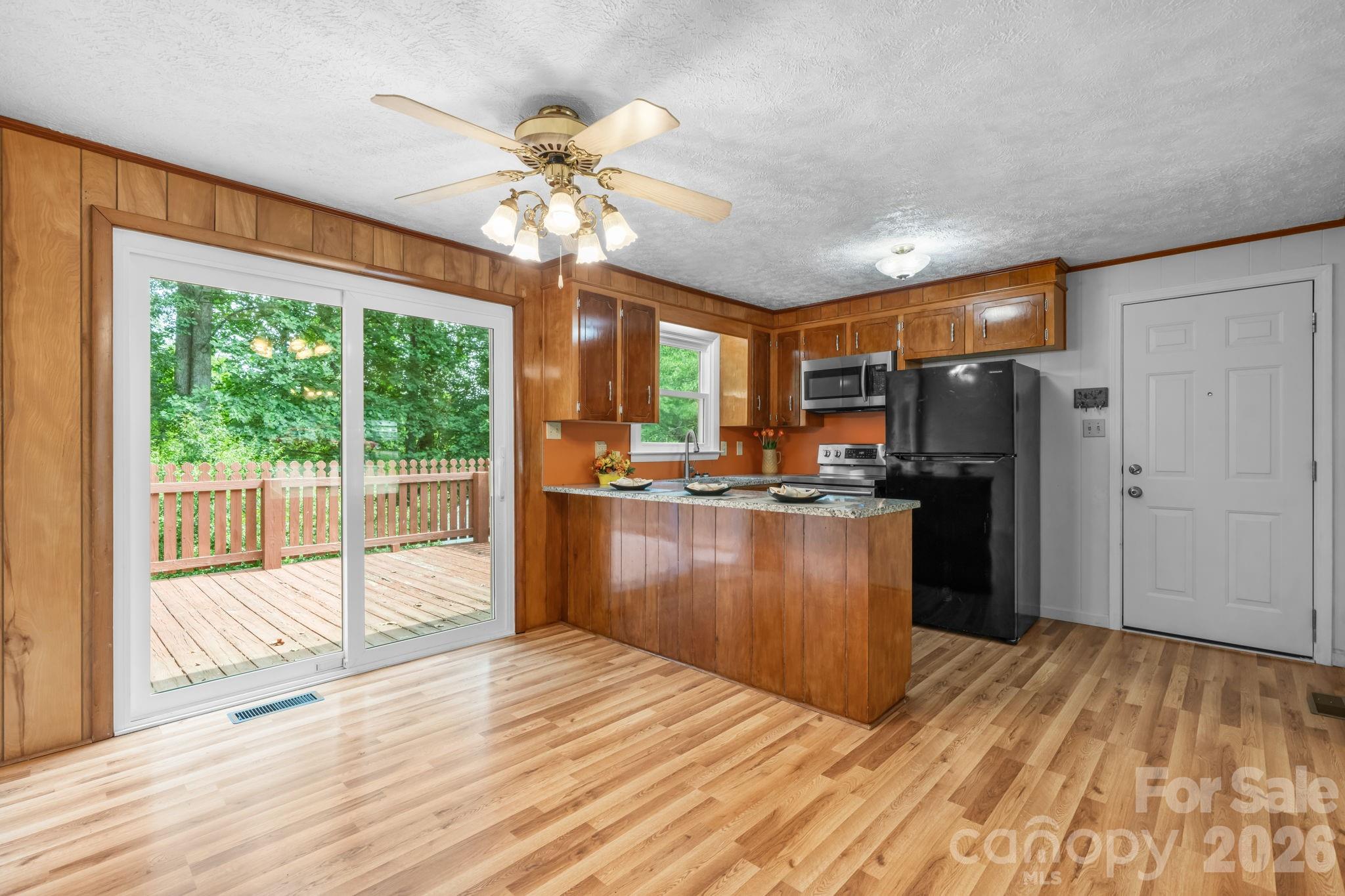2428 Cedar Valley Drive — Conover
