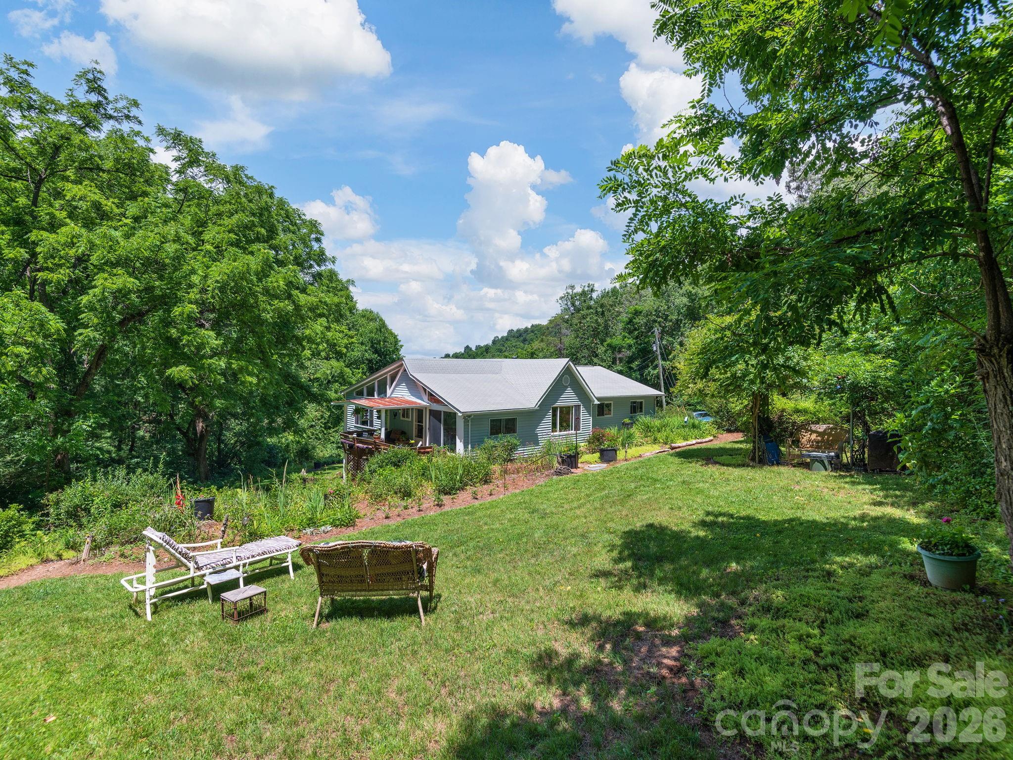 46 Perennial Ridge — Weaverville