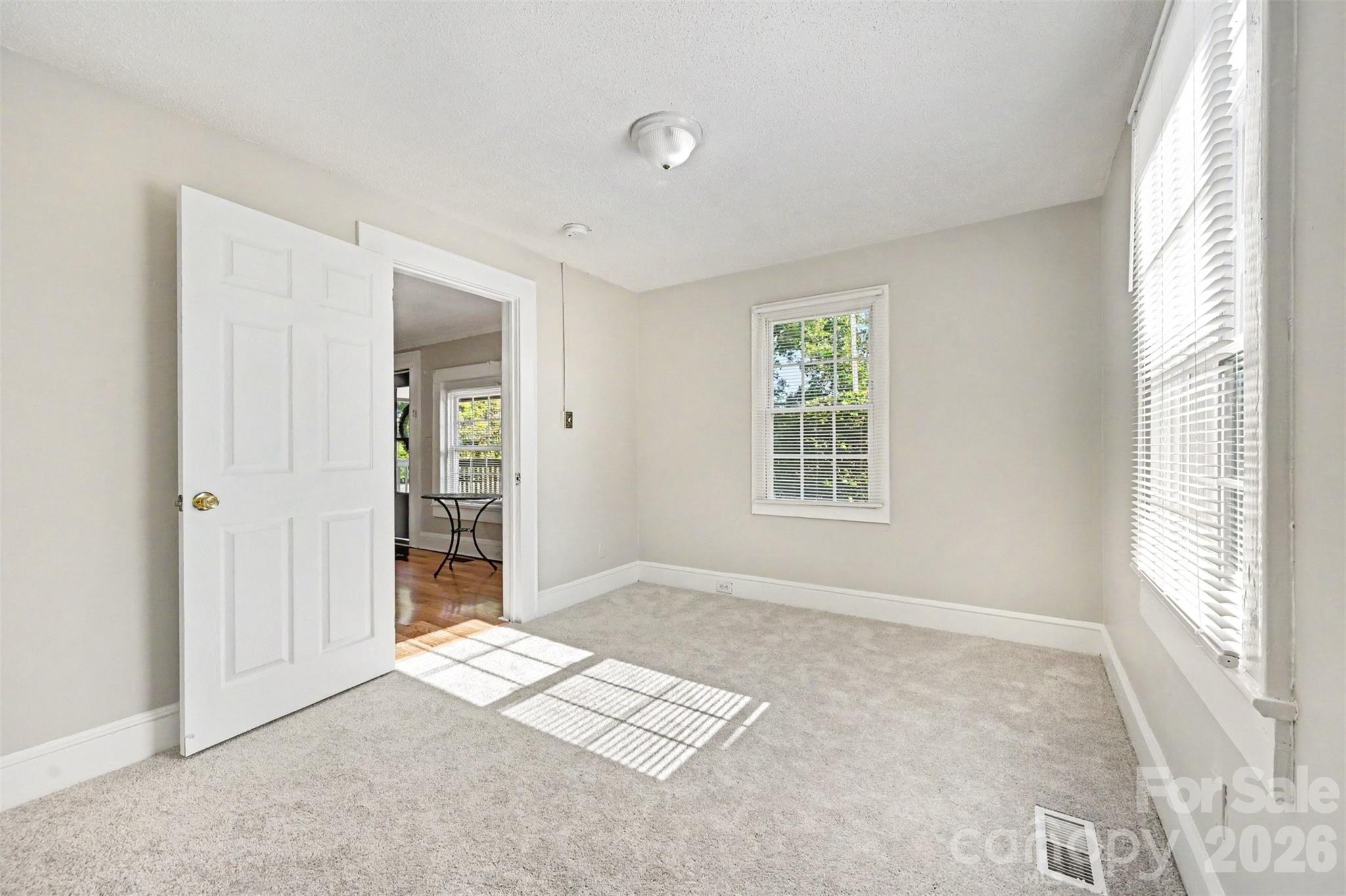 1309 Dearborn Avenue — Charlotte