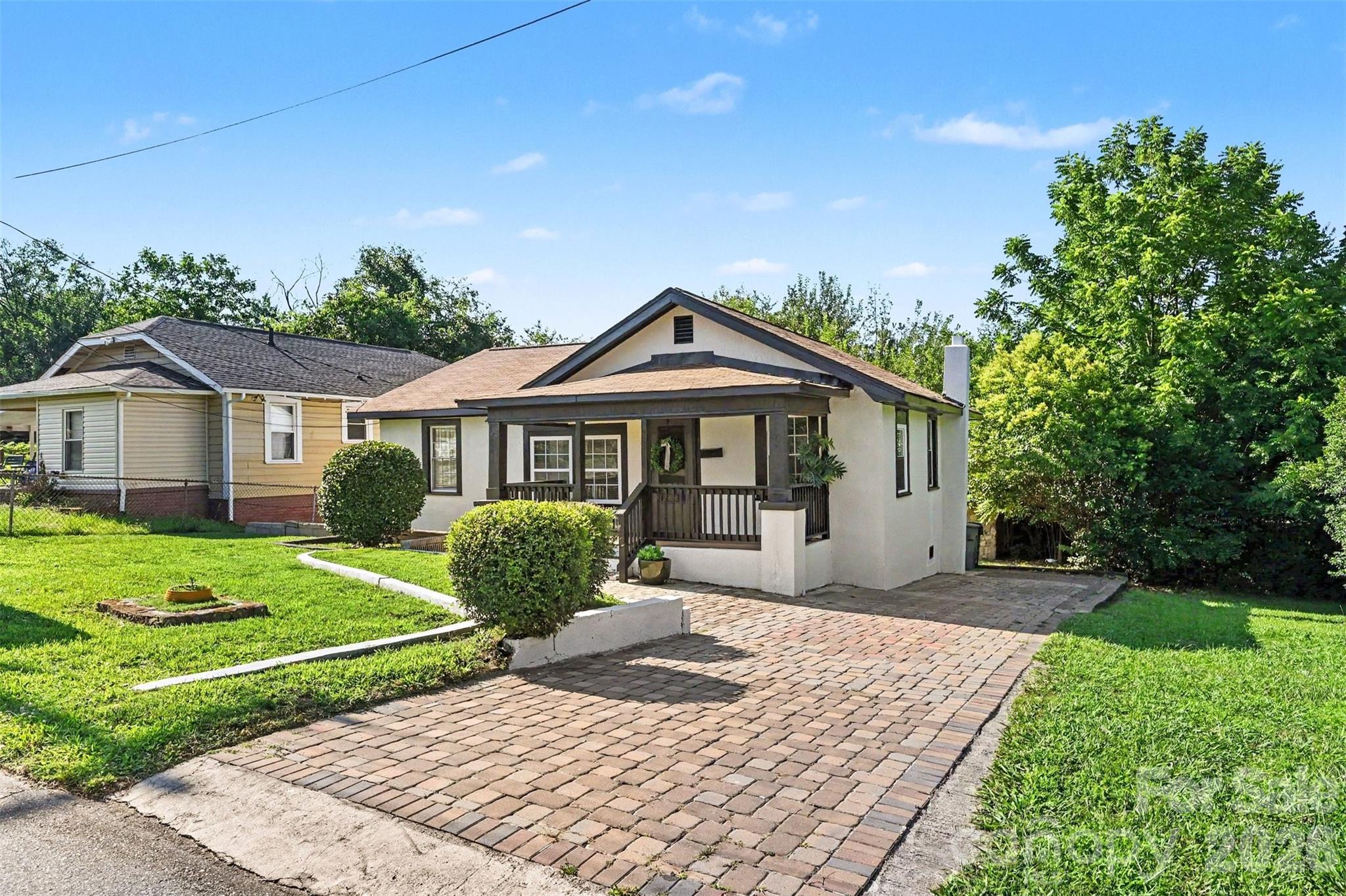 1309 Dearborn Avenue — Charlotte
