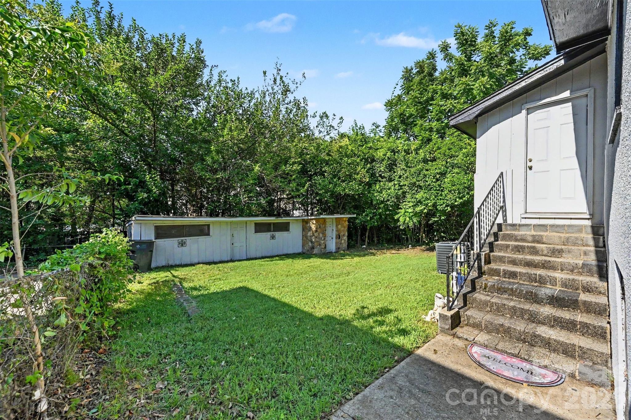 1309 Dearborn Avenue — Charlotte