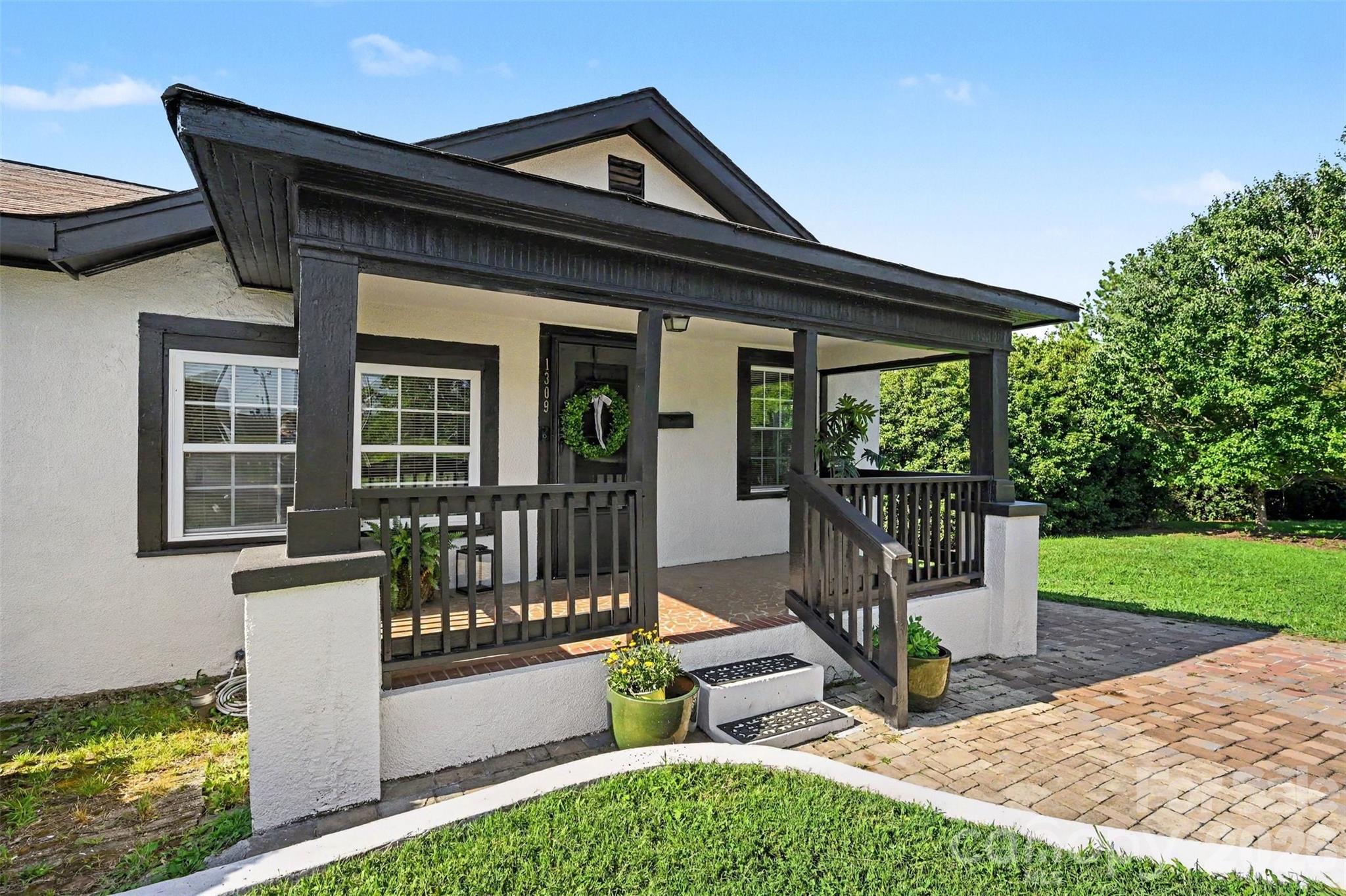 1309 Dearborn Avenue — Charlotte