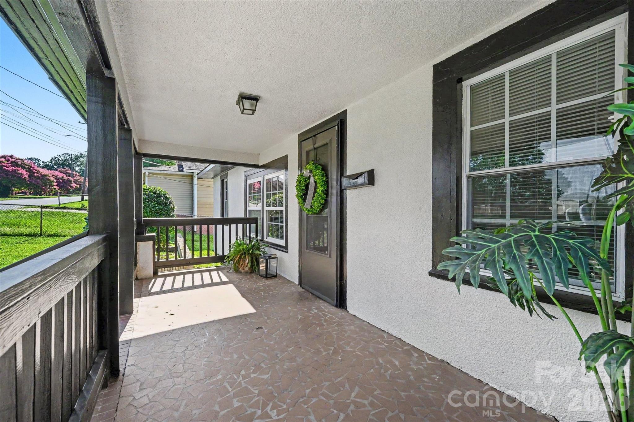 1309 Dearborn Avenue — Charlotte