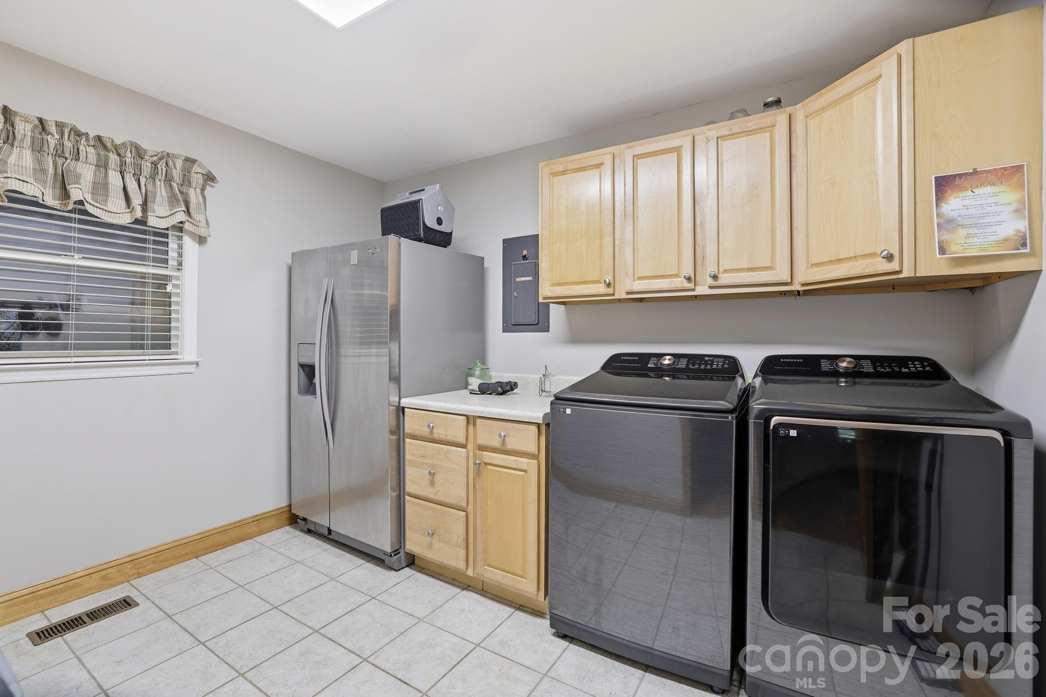 1916 Mcintyre Road — Wingate