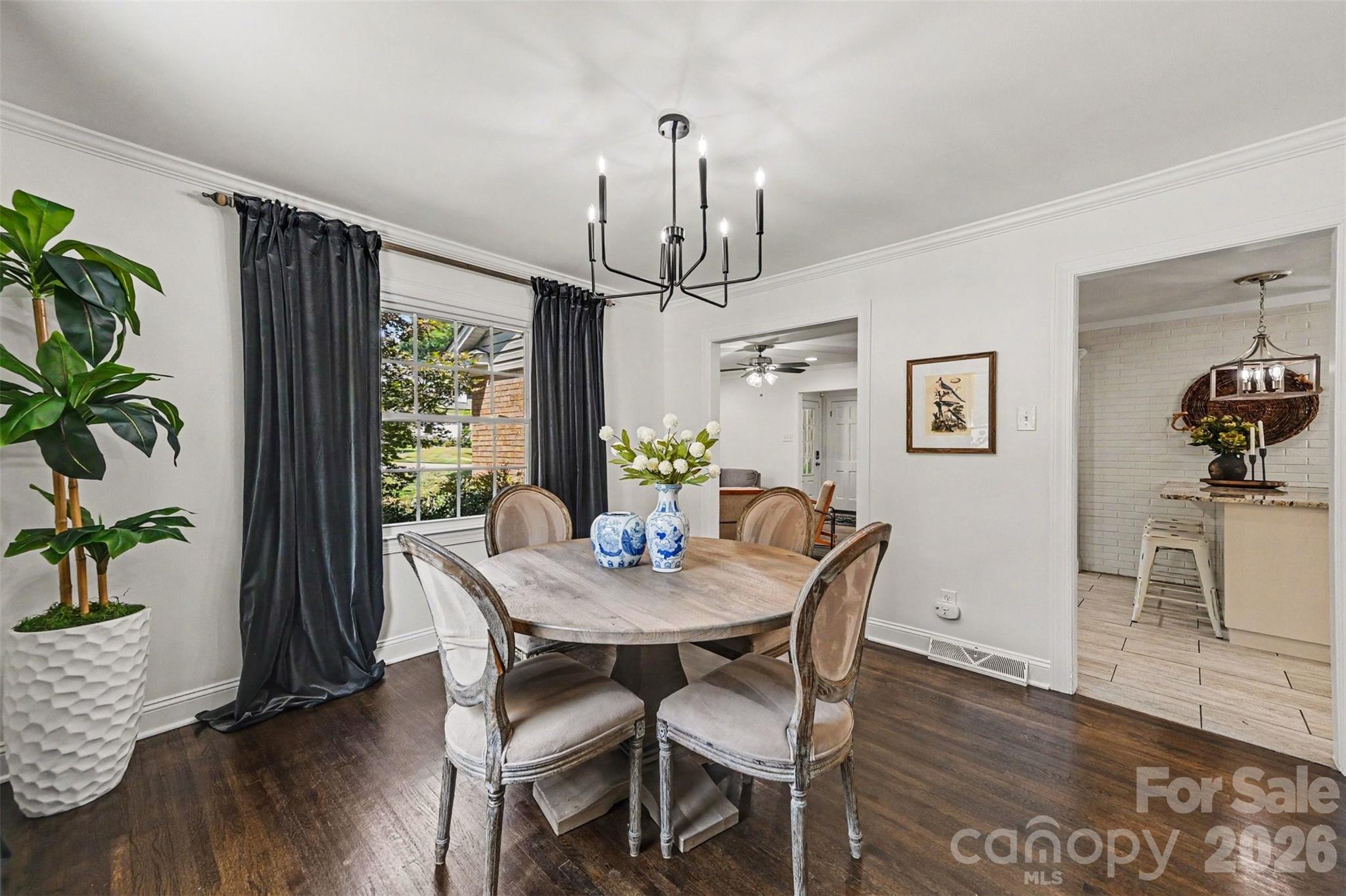 4323 Emory Lane — Charlotte