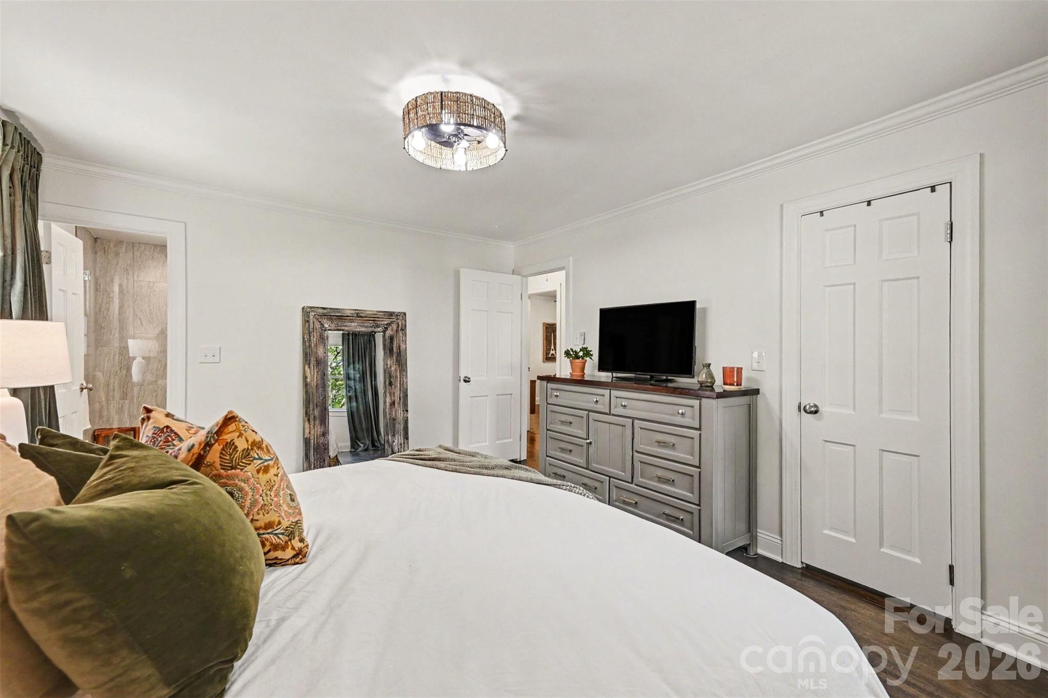 4323 Emory Lane — Charlotte