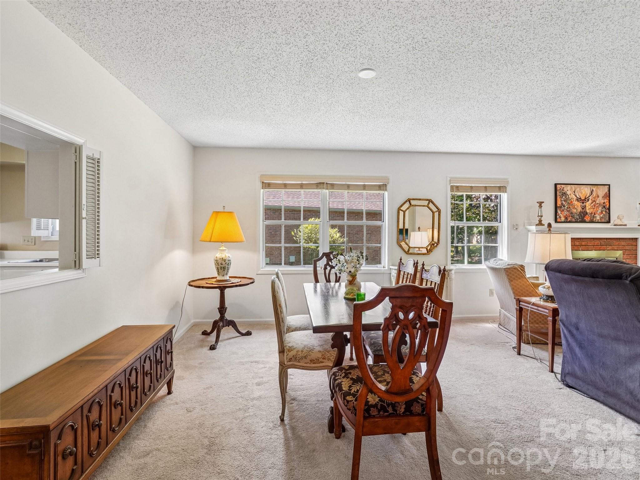 313 Somerton Court — Hendersonville