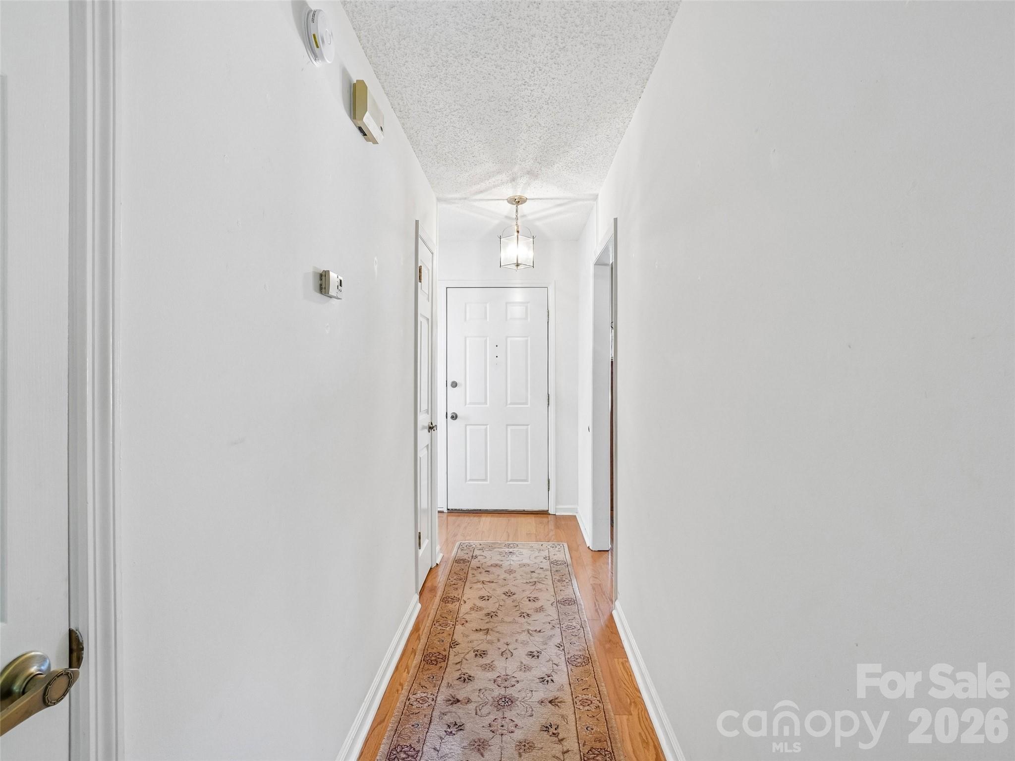 313 Somerton Court — Hendersonville