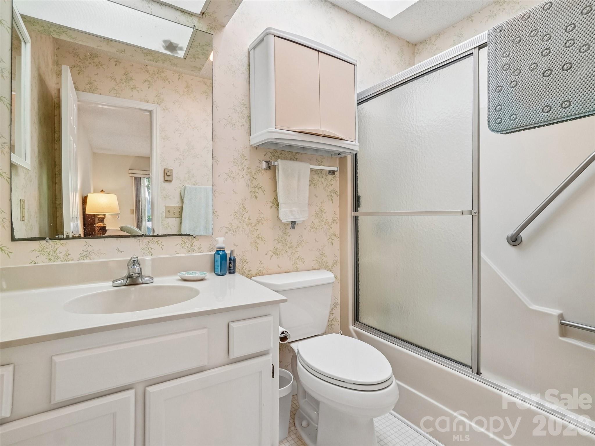 313 Somerton Court — Hendersonville