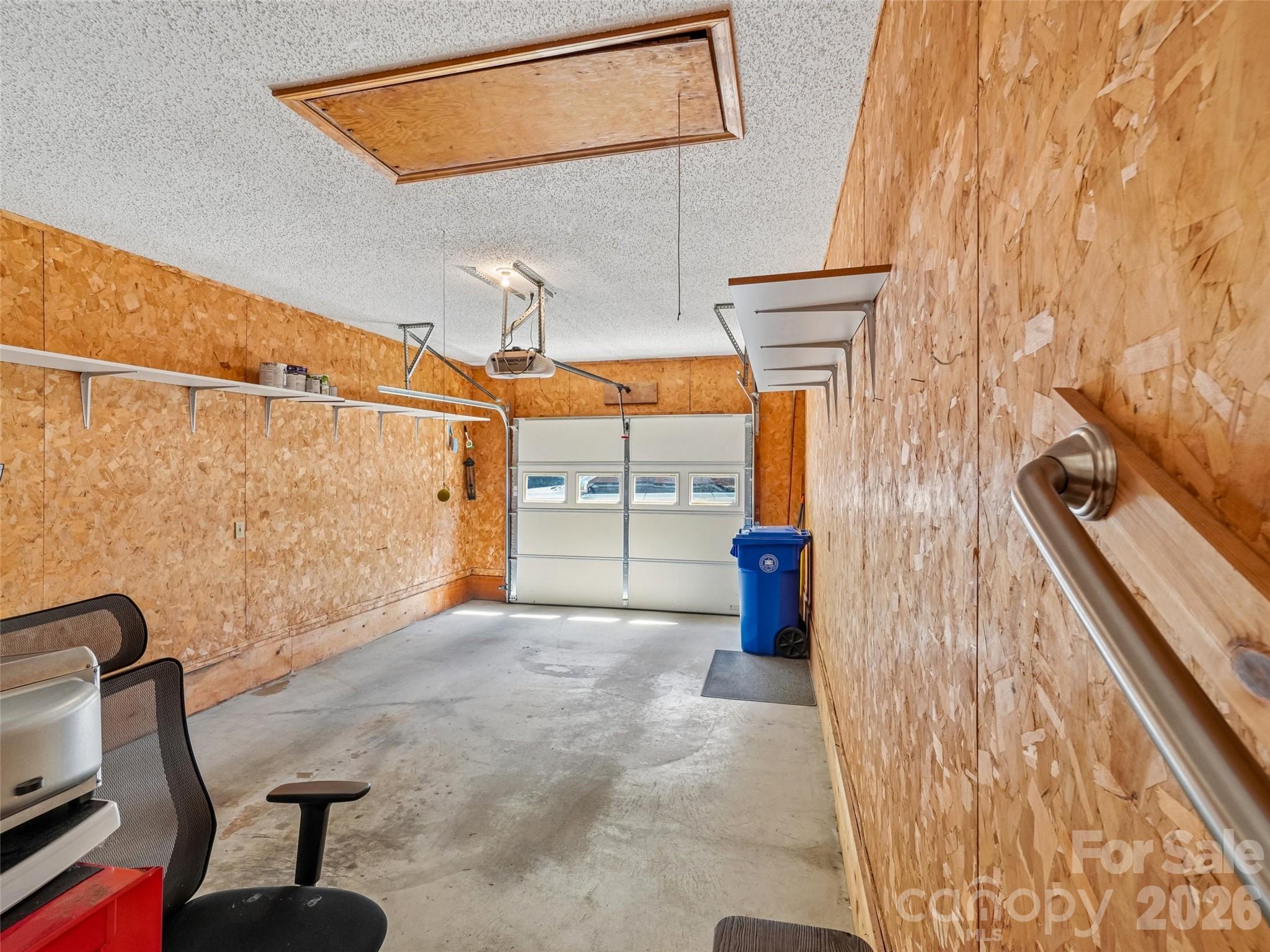 313 Somerton Court — Hendersonville