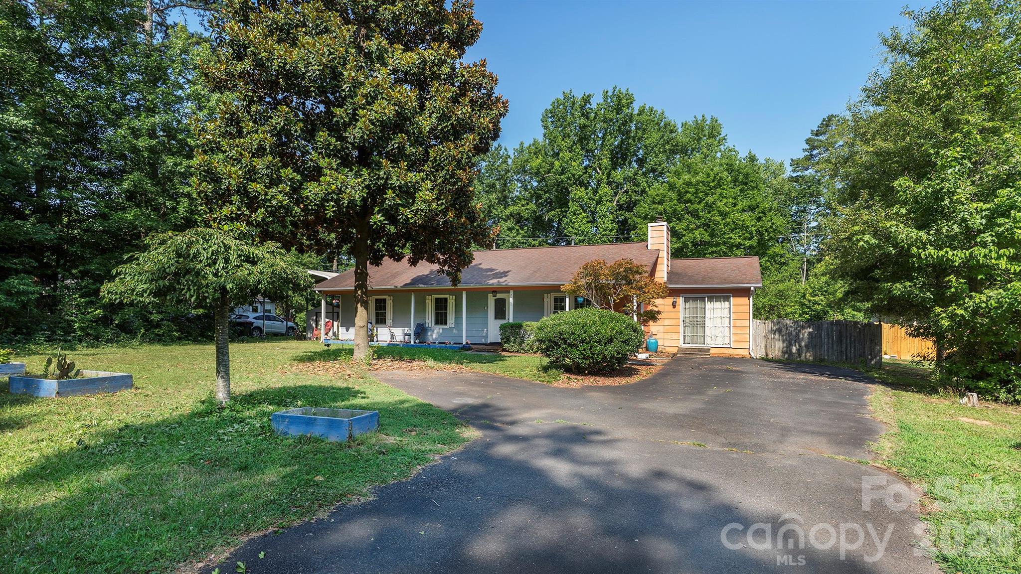 2521 Kempsar Lane — Monroe