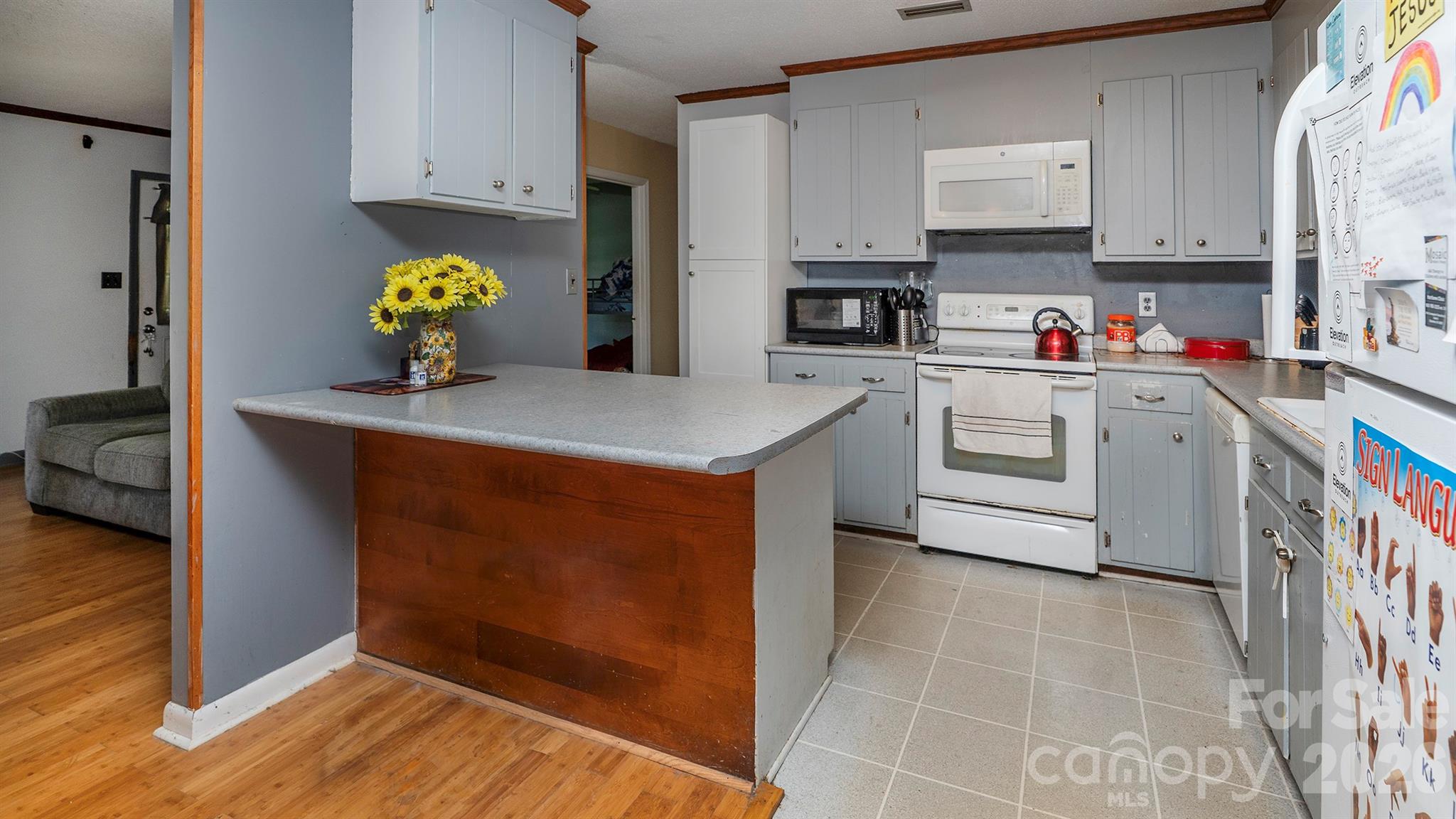 2521 Kempsar Lane — Monroe