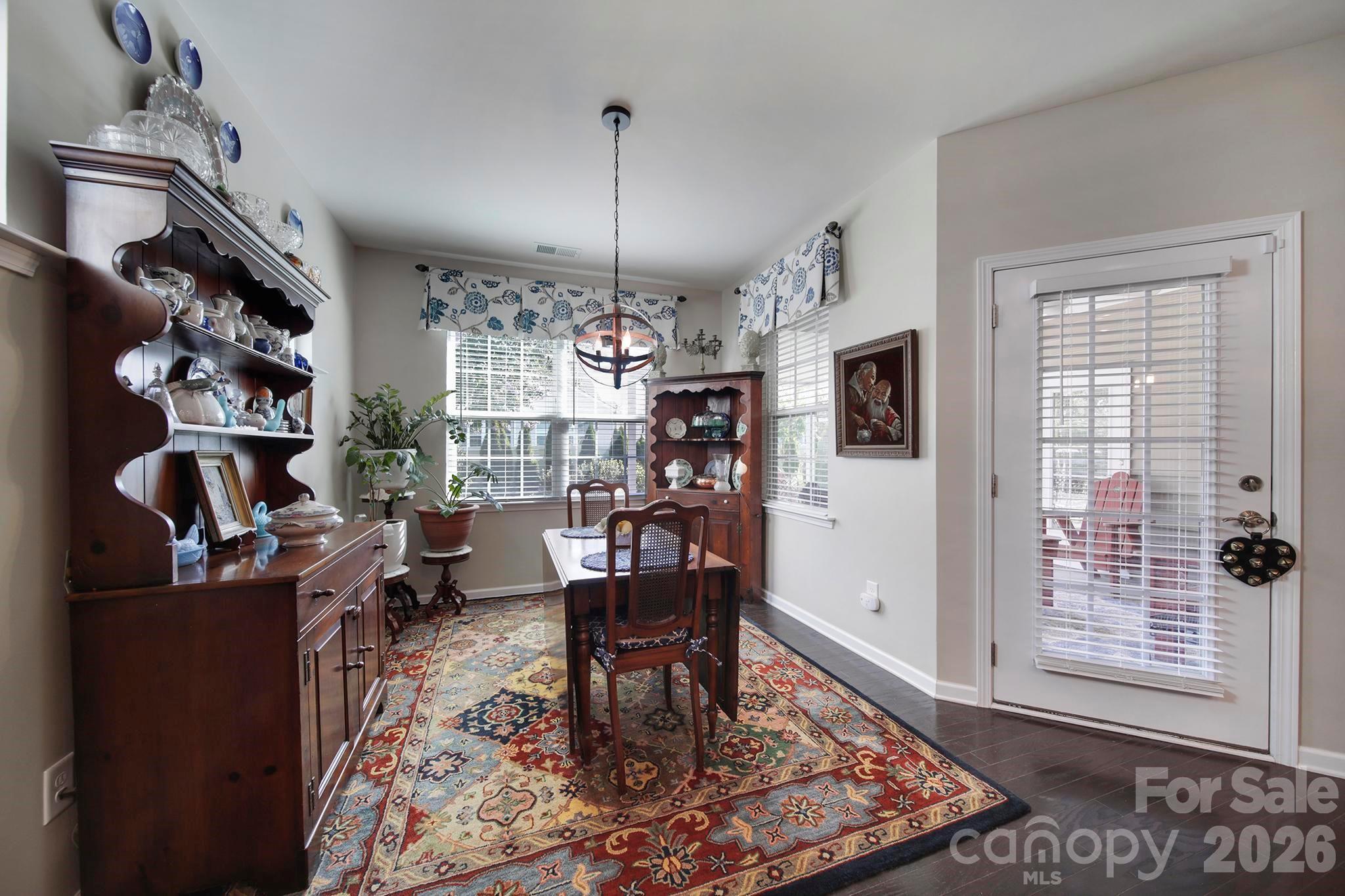 530 Livingston Drive — Lancaster