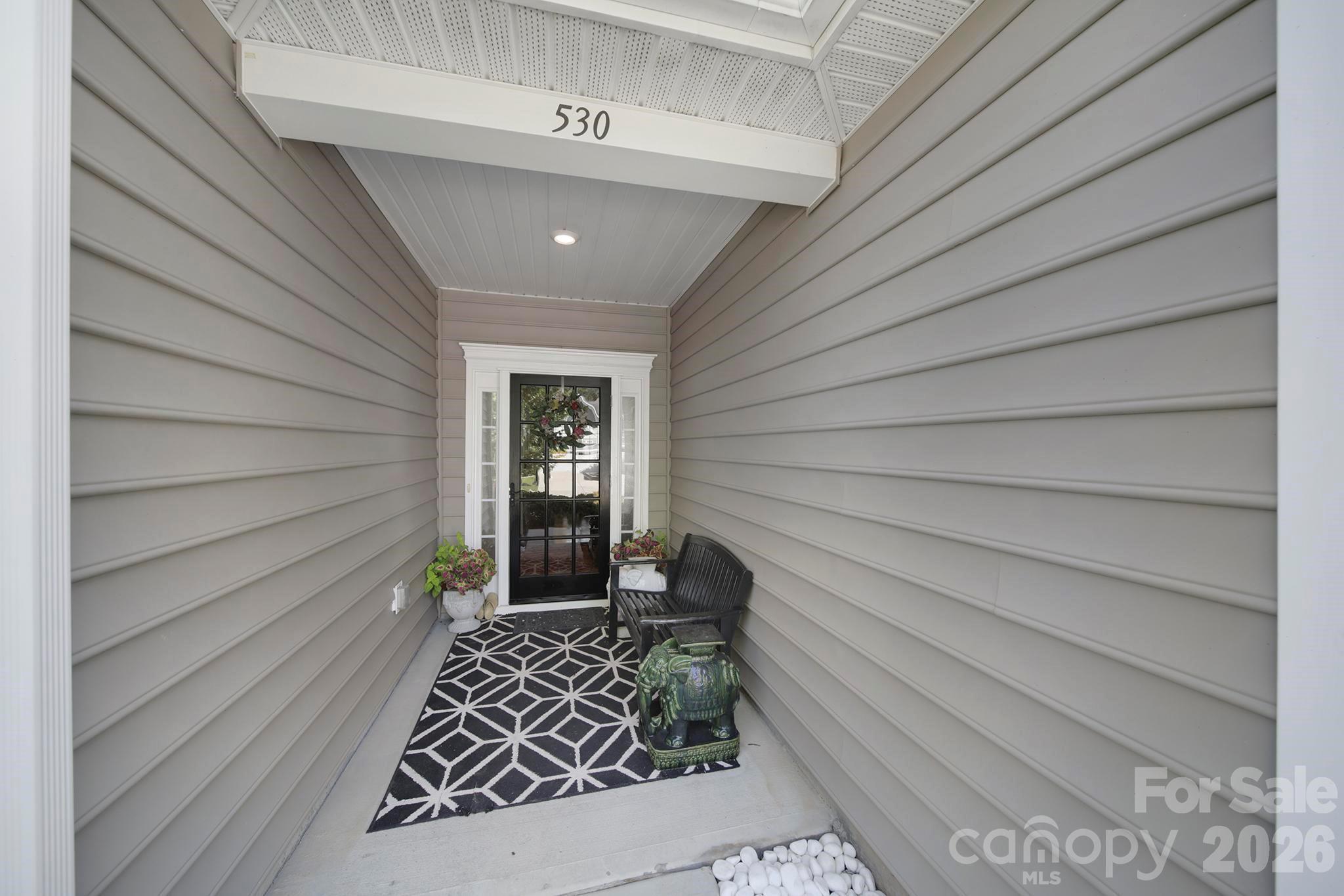 530 Livingston Drive — Lancaster