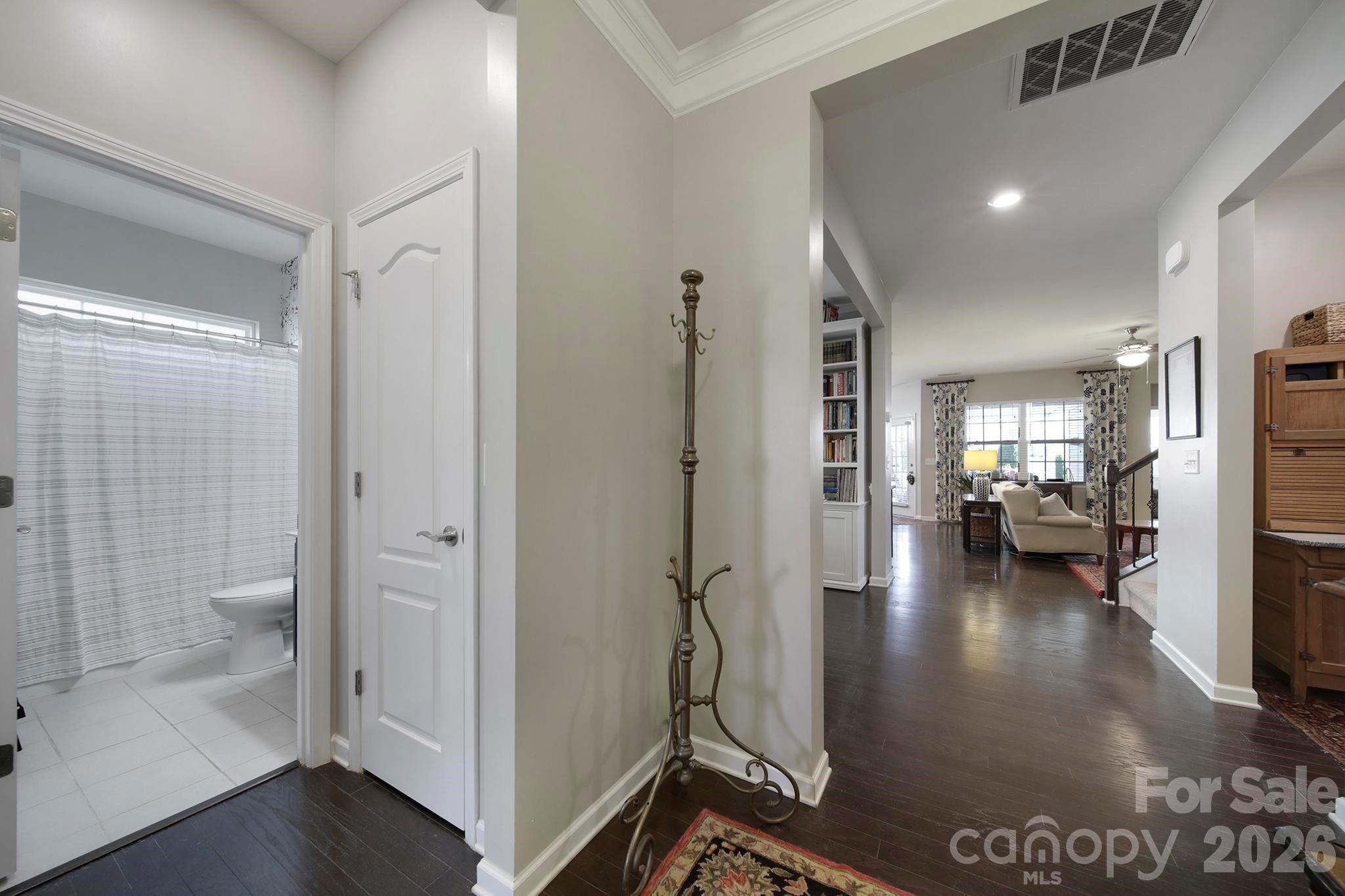 530 Livingston Drive — Lancaster