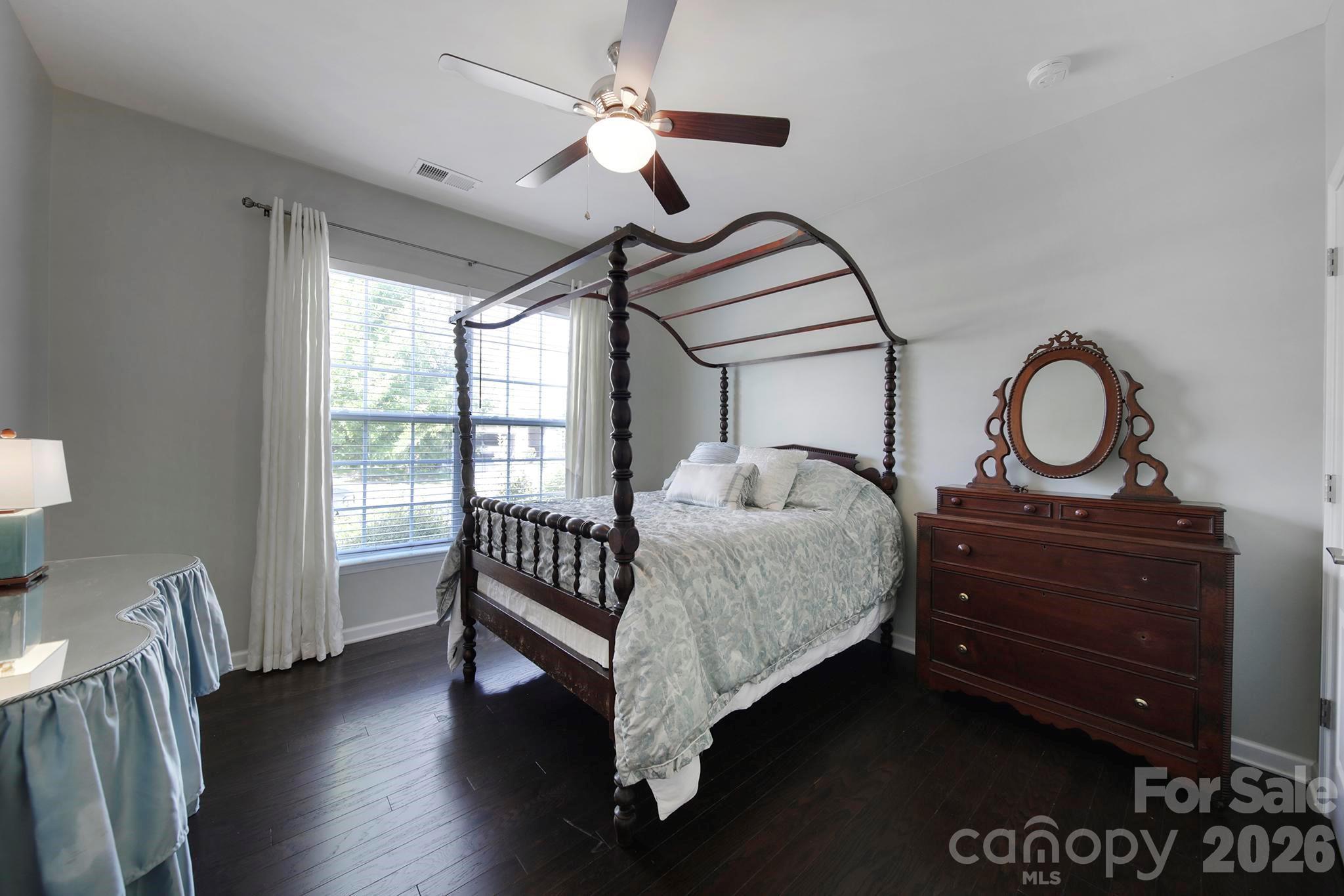 530 Livingston Drive — Lancaster