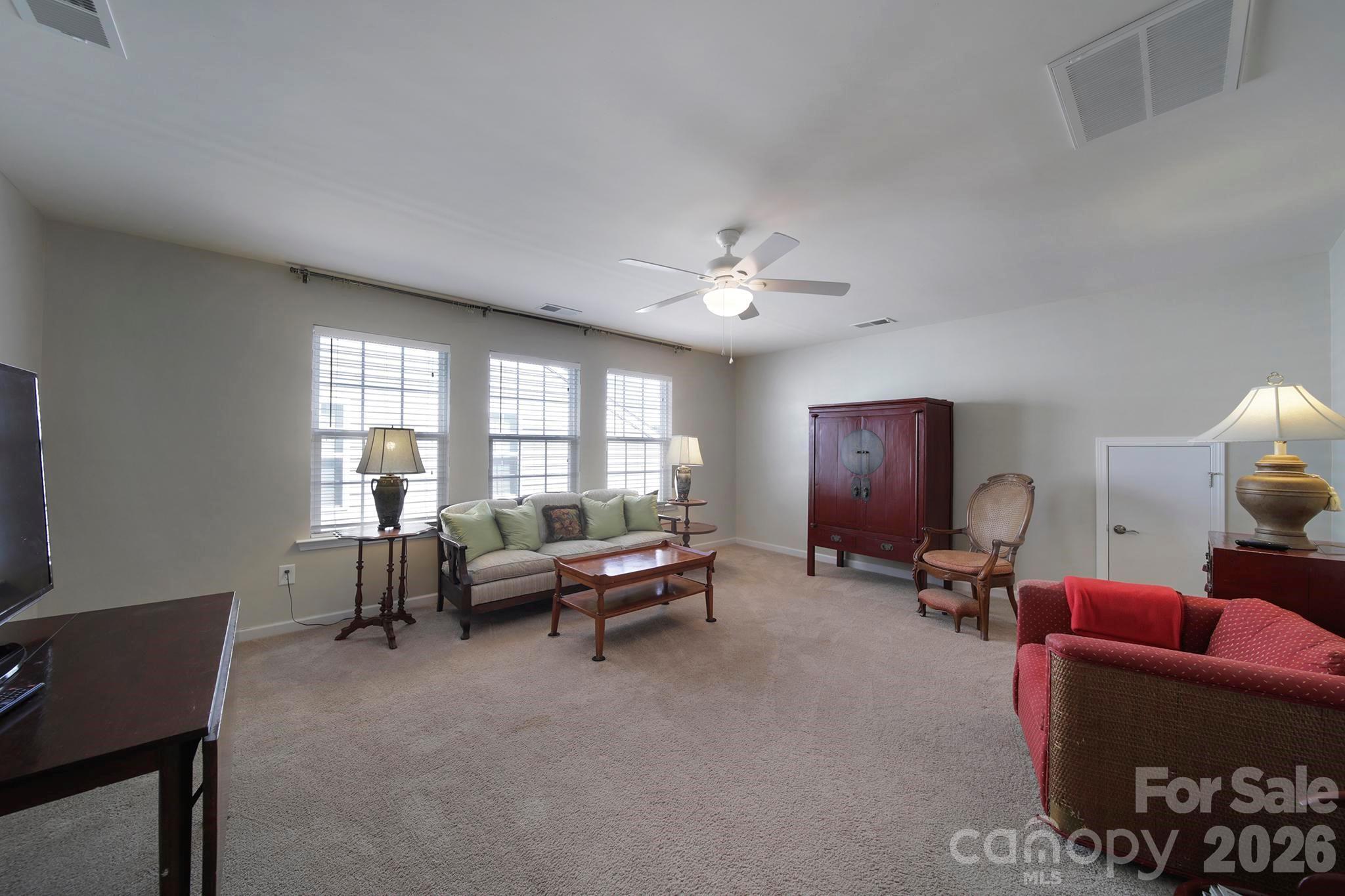 530 Livingston Drive — Lancaster