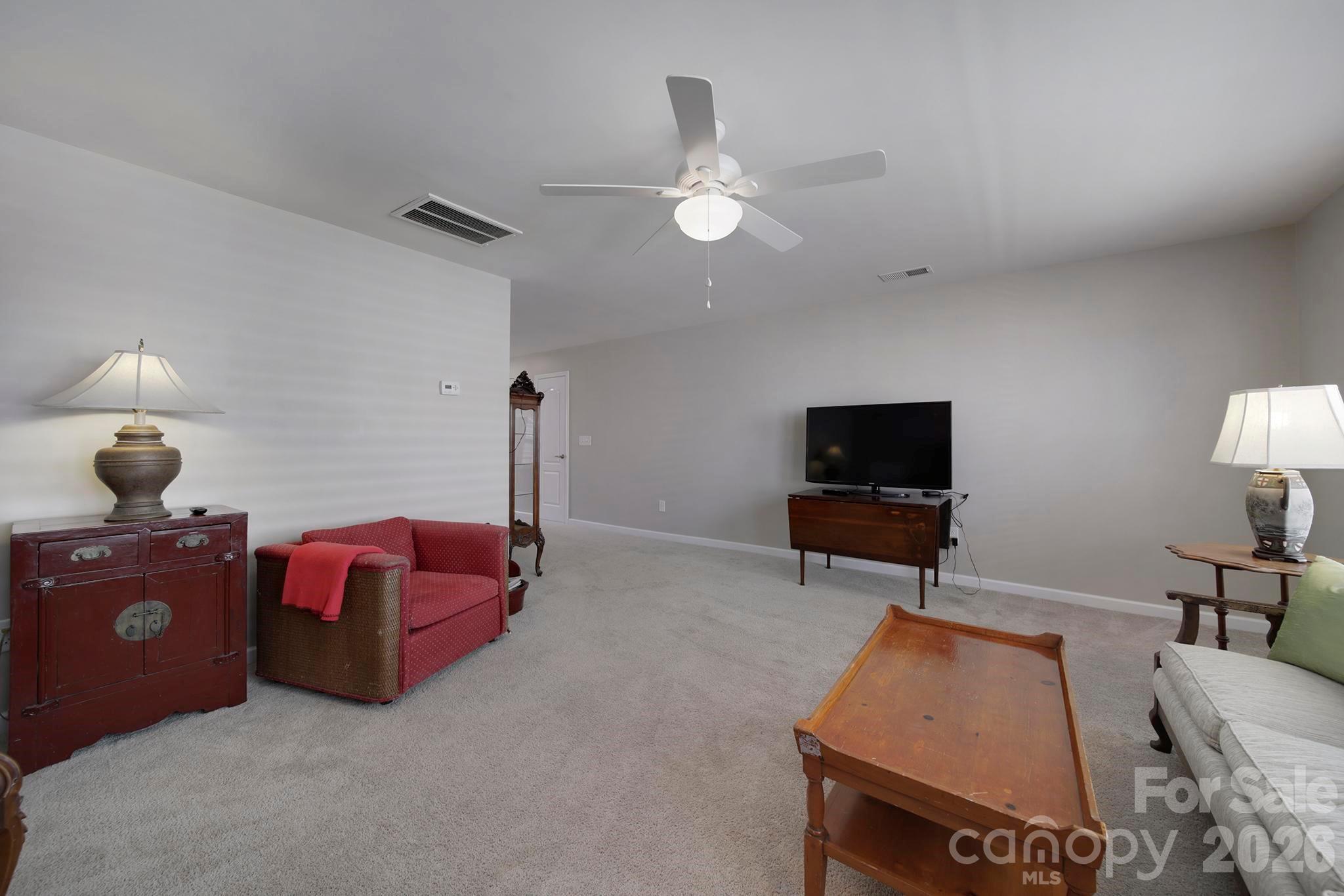 530 Livingston Drive — Lancaster