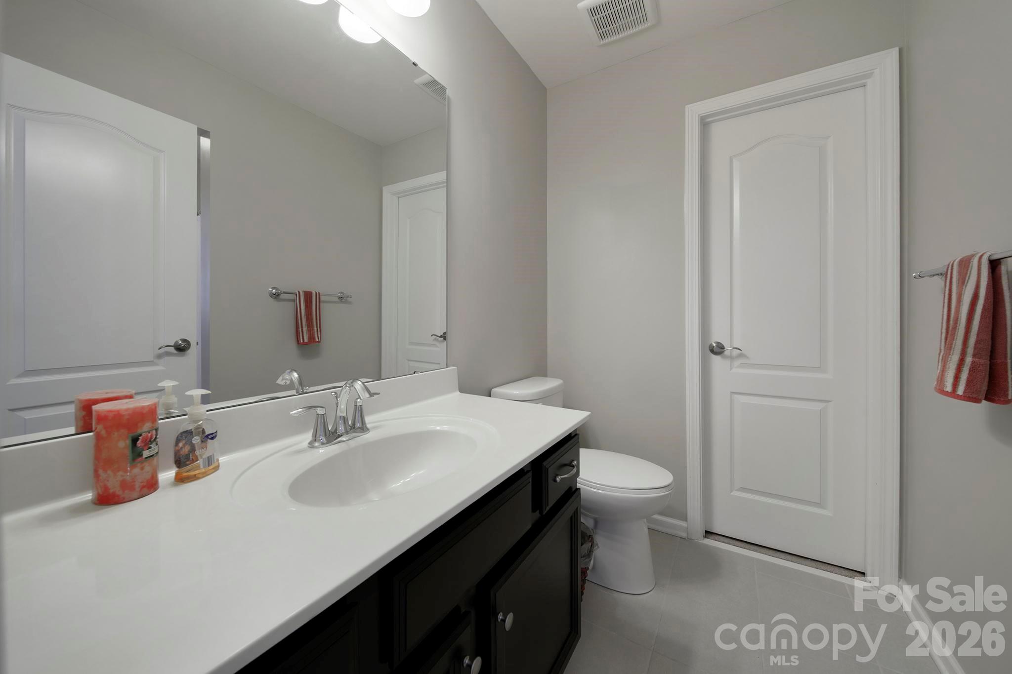 530 Livingston Drive — Lancaster