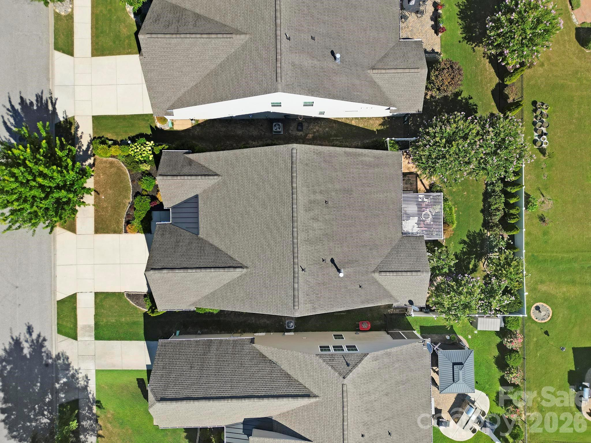530 Livingston Drive — Lancaster