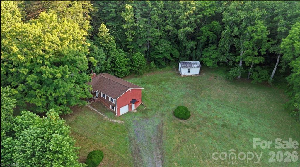 11526 US Highway 421 None — Purlear