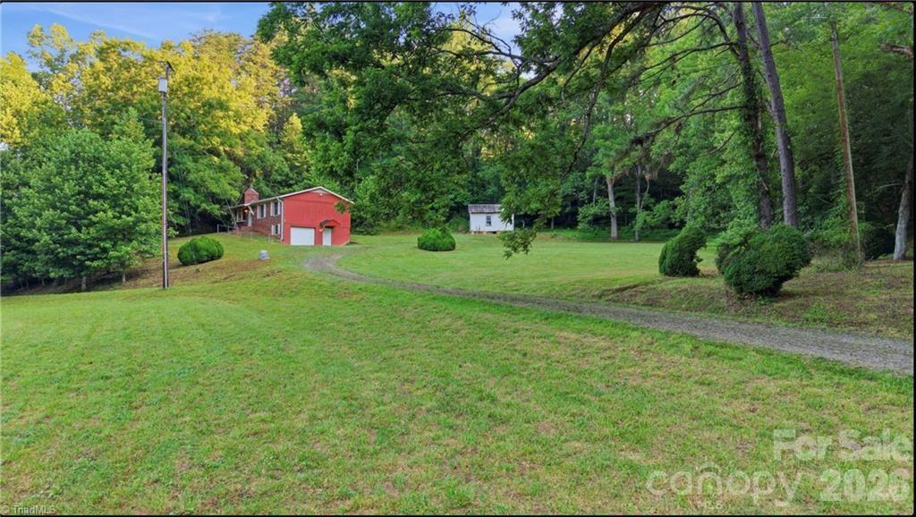 11526 US Highway 421 None — Purlear
