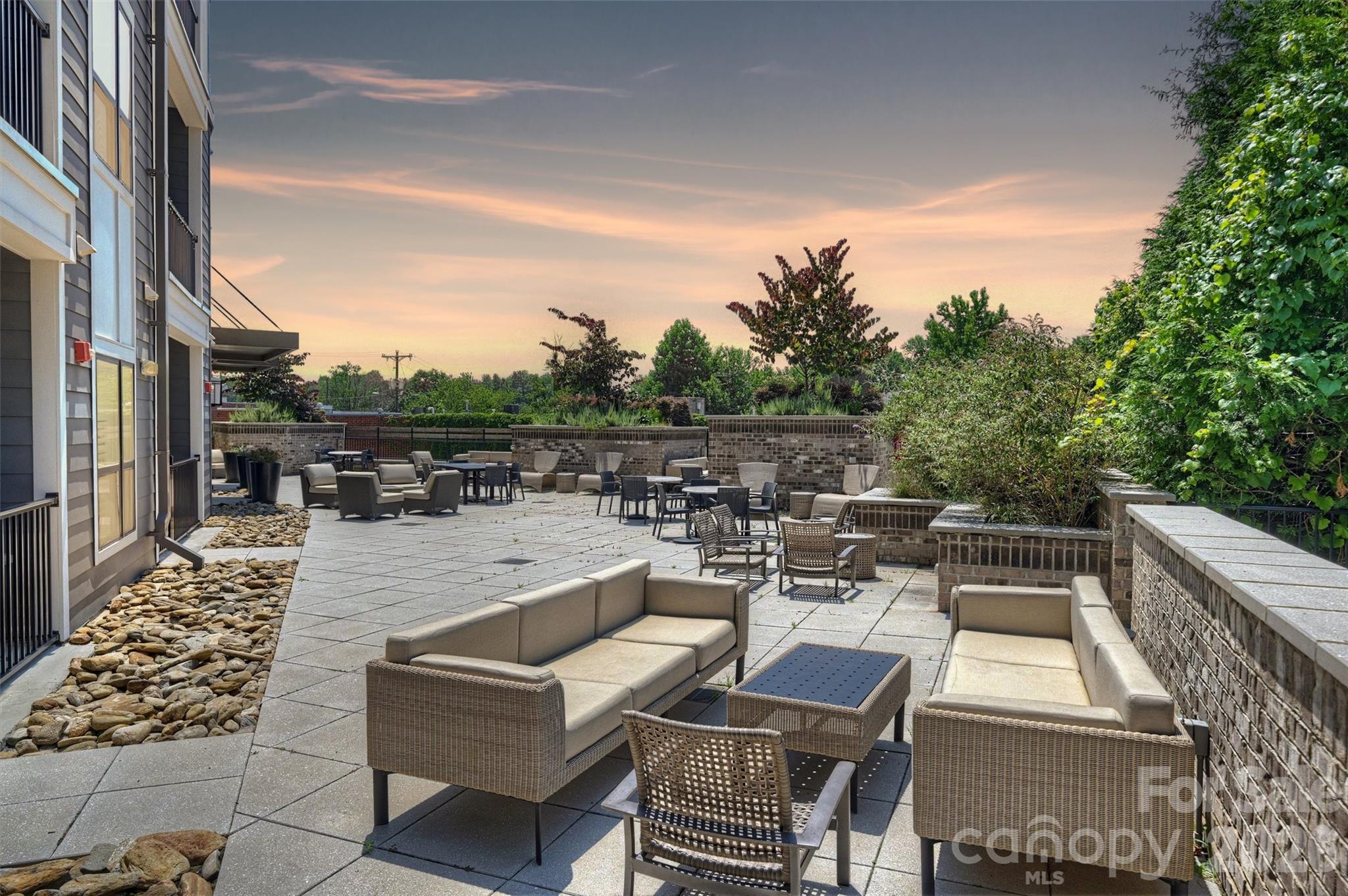 3630 N Davidson Street #2207 — Charlotte