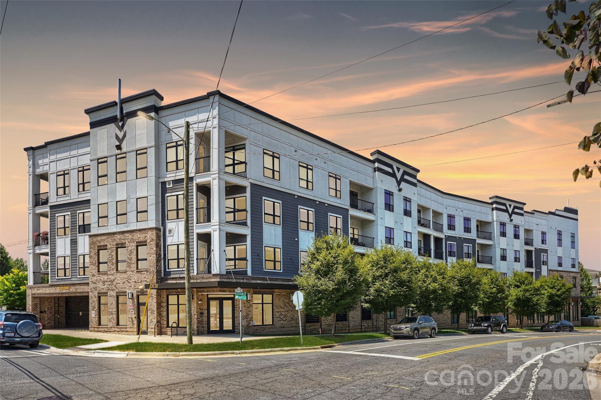 3630 N Davidson Street #2207 — Charlotte