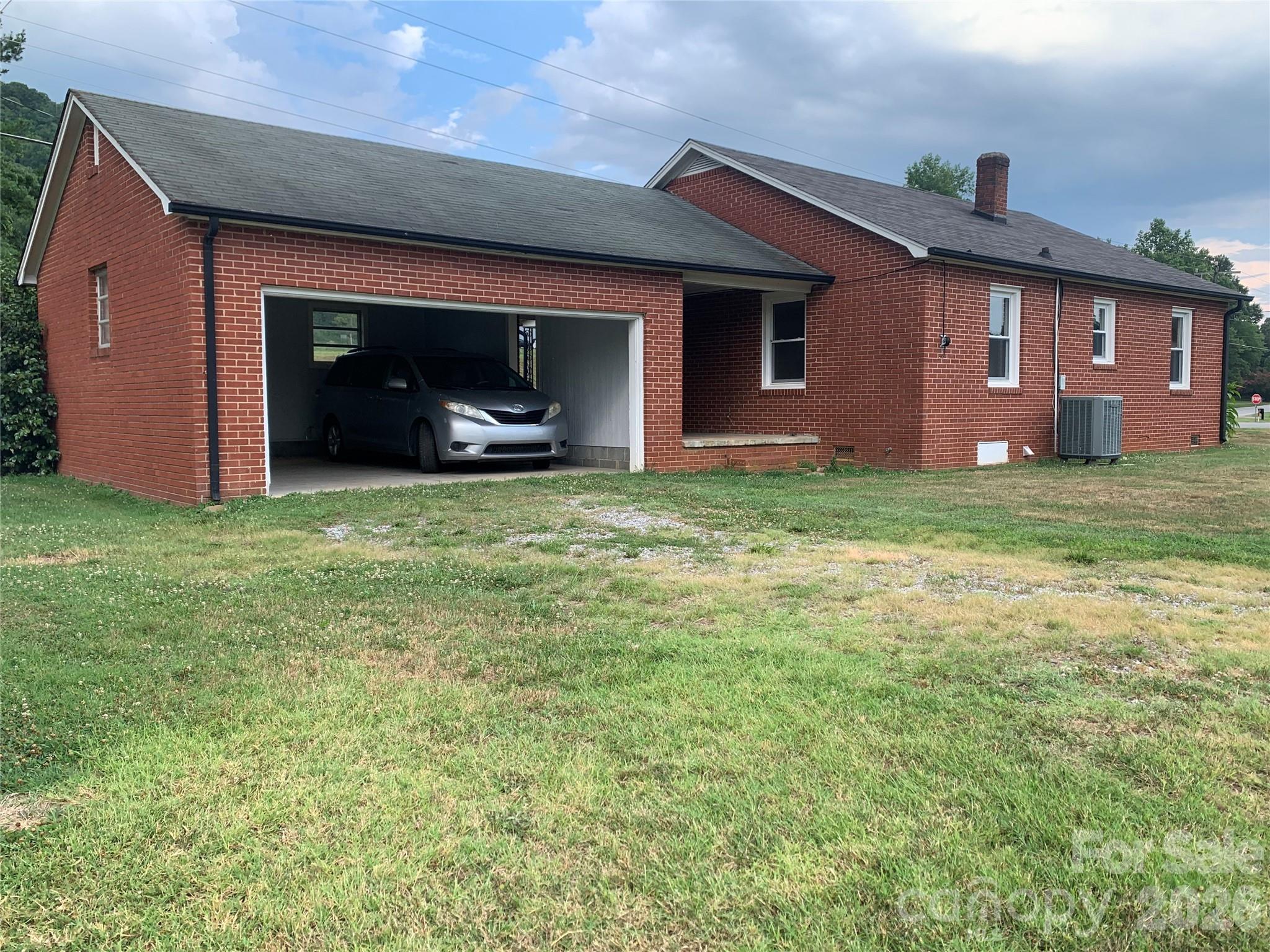 6231 Nc 16 Highway N — Taylorsville