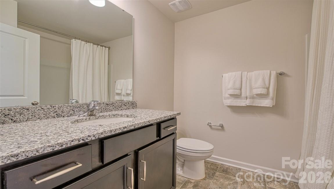 50 Creekview Road — Hendersonville