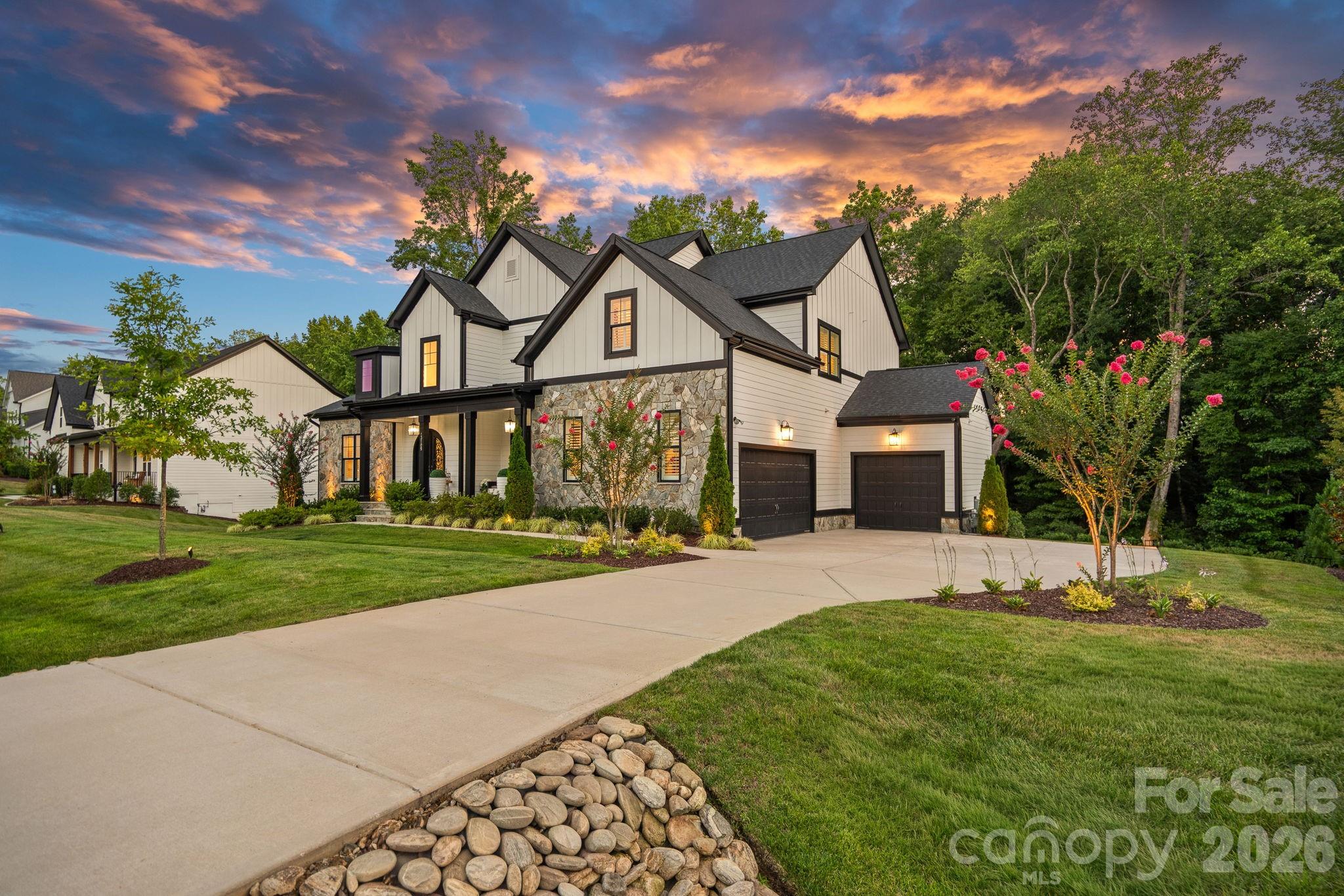 13105 White Spruce Court — Huntersville