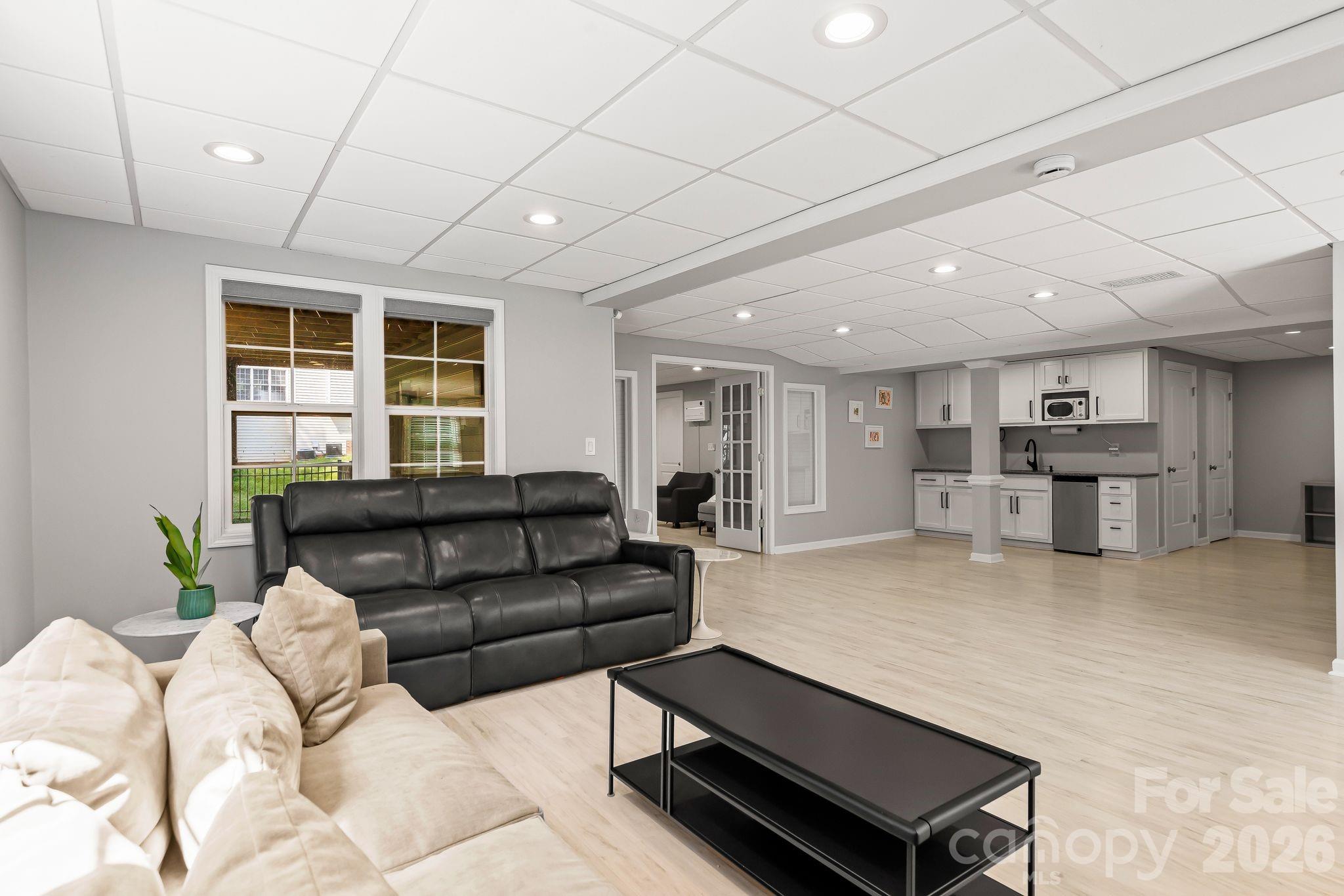 2718 Peverell Lane — Charlotte