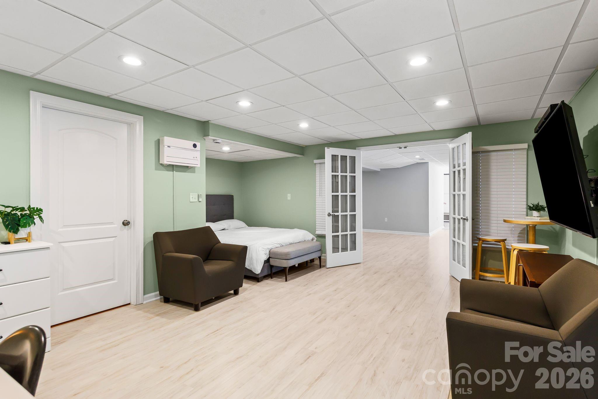 2718 Peverell Lane — Charlotte