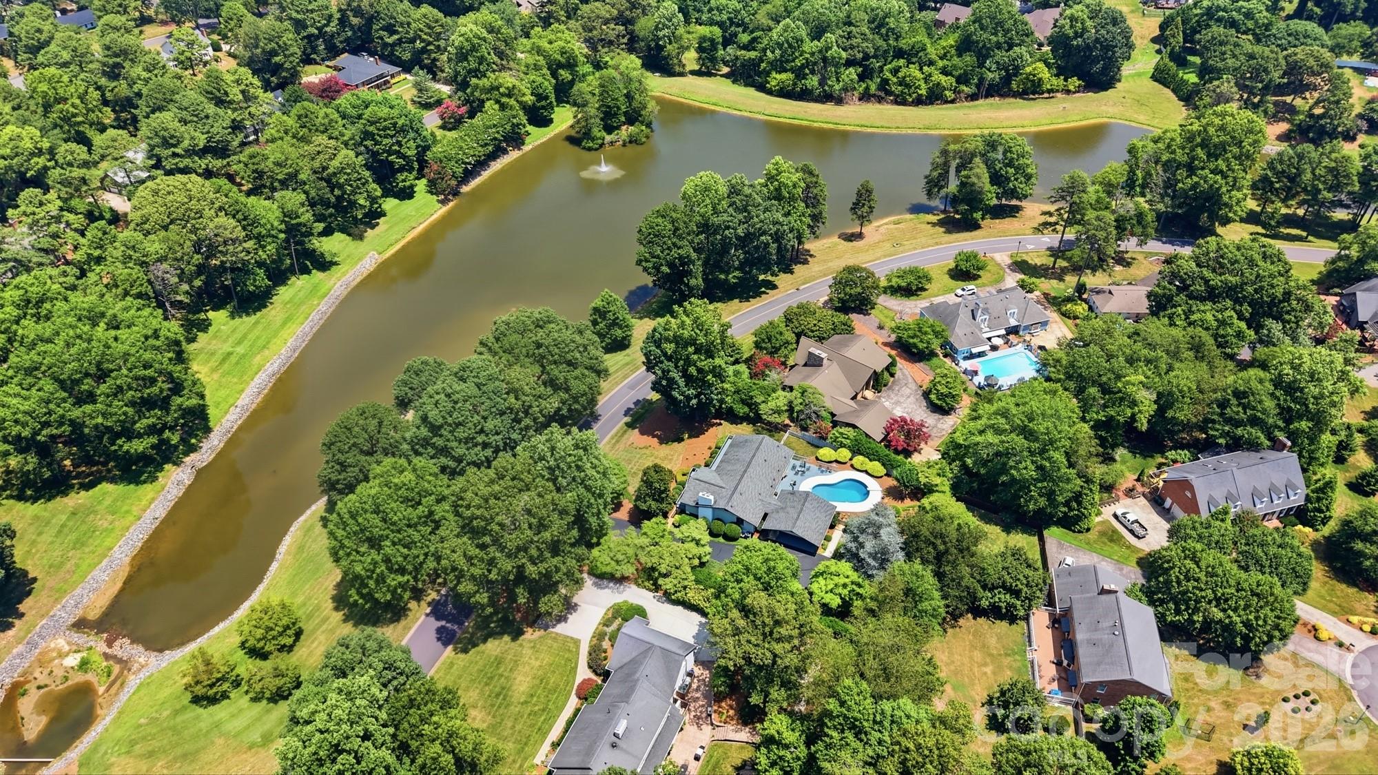 1507 Heatherloch Drive — Gastonia