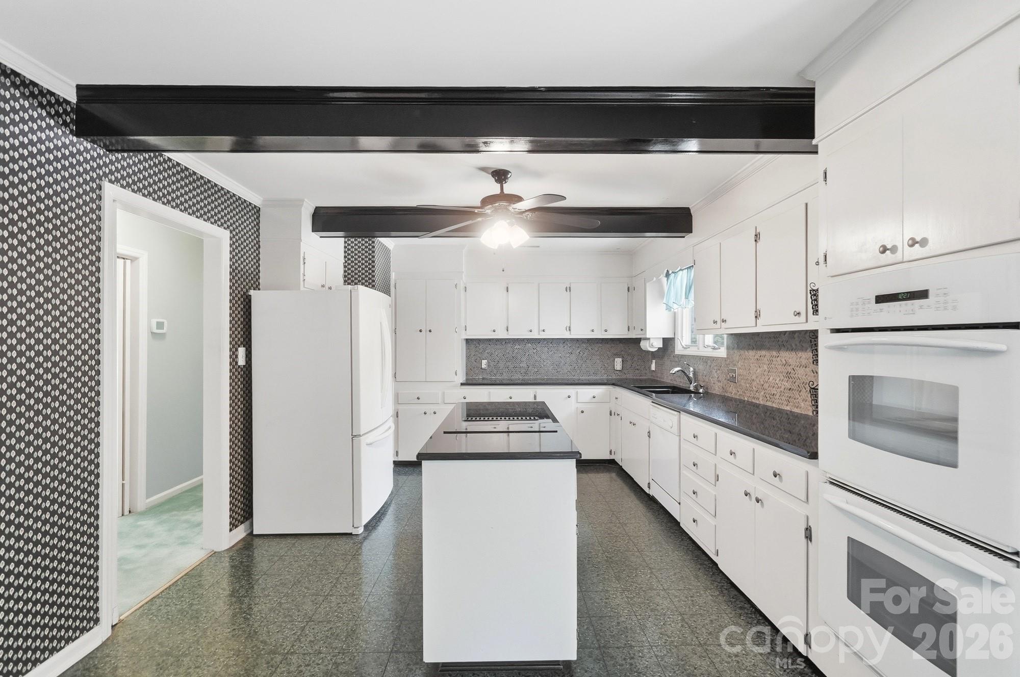 1507 Heatherloch Drive — Gastonia