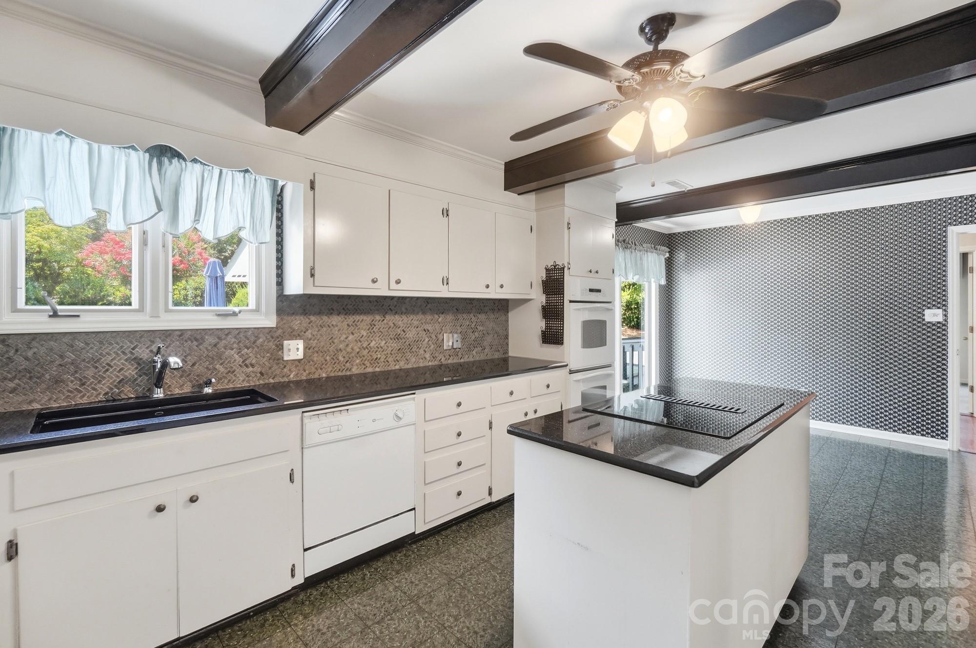 1507 Heatherloch Drive — Gastonia