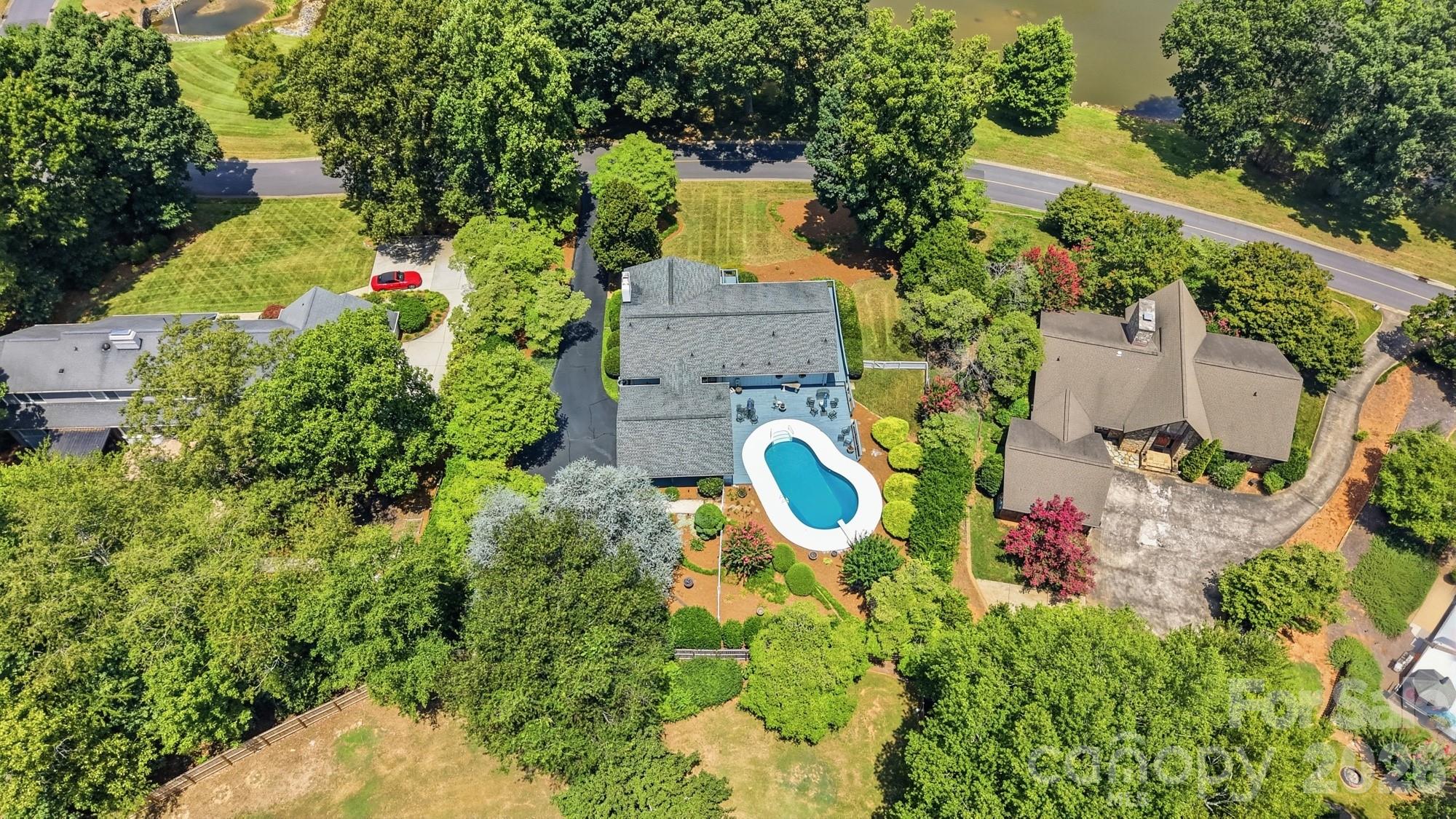 1507 Heatherloch Drive — Gastonia