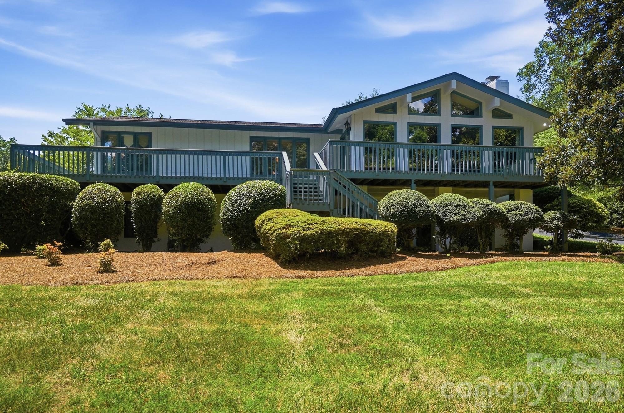 1507 Heatherloch Drive — Gastonia
