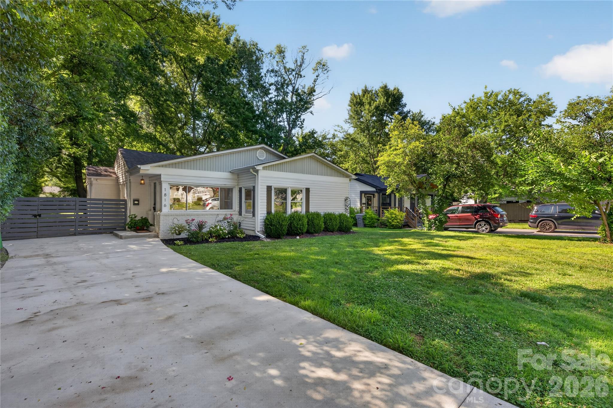 1816 Anderson Street — Charlotte
