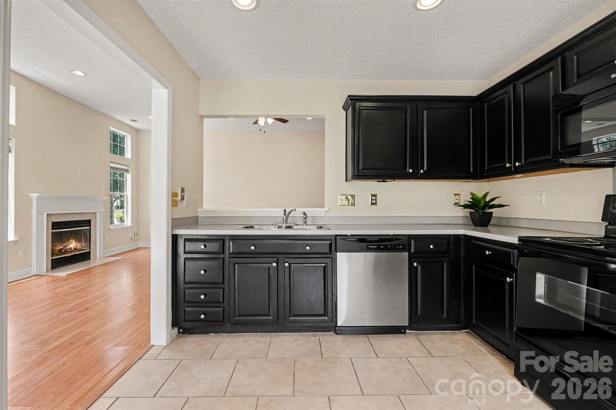 8316 Rhian Brook Lane — Charlotte