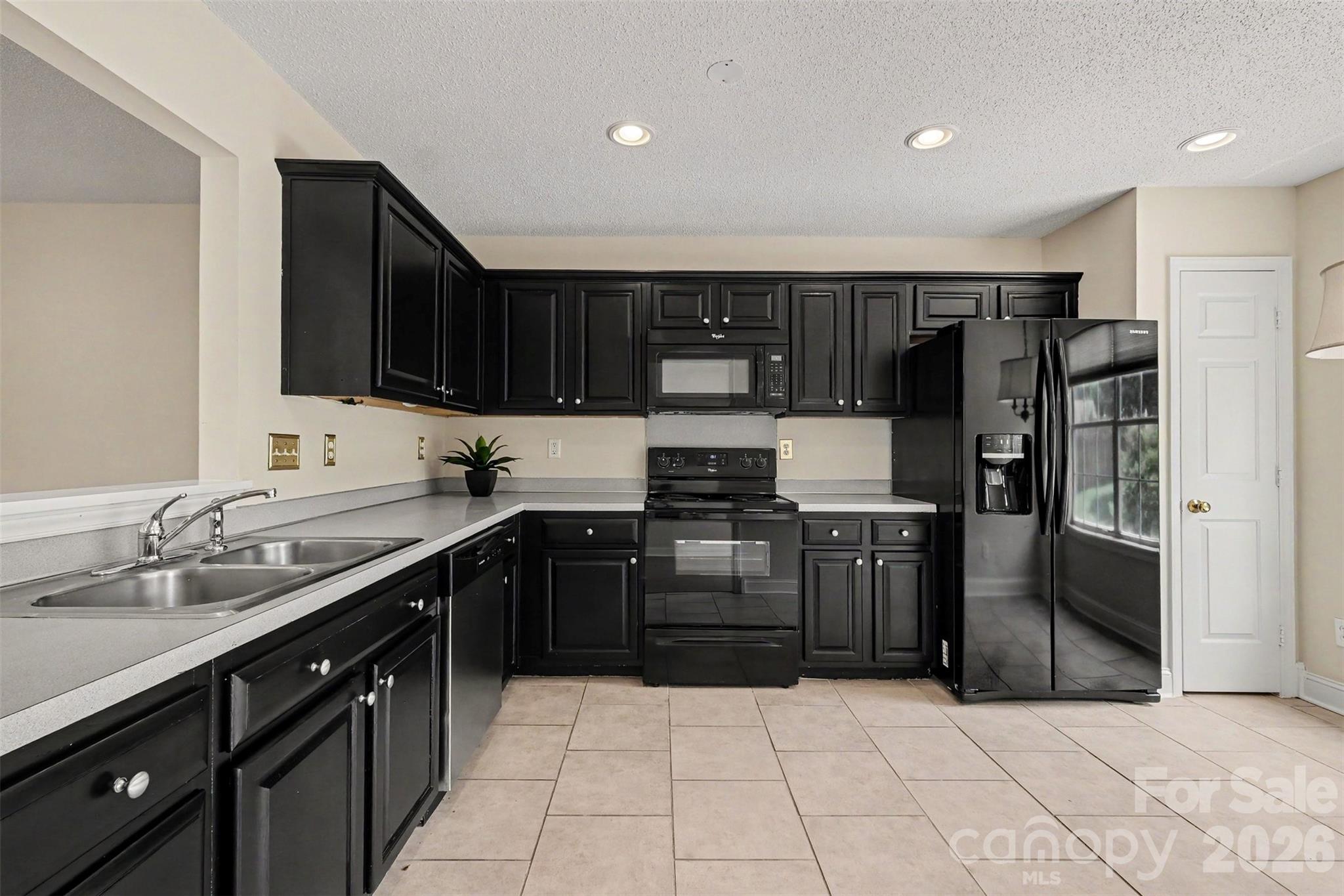 8316 Rhian Brook Lane — Charlotte