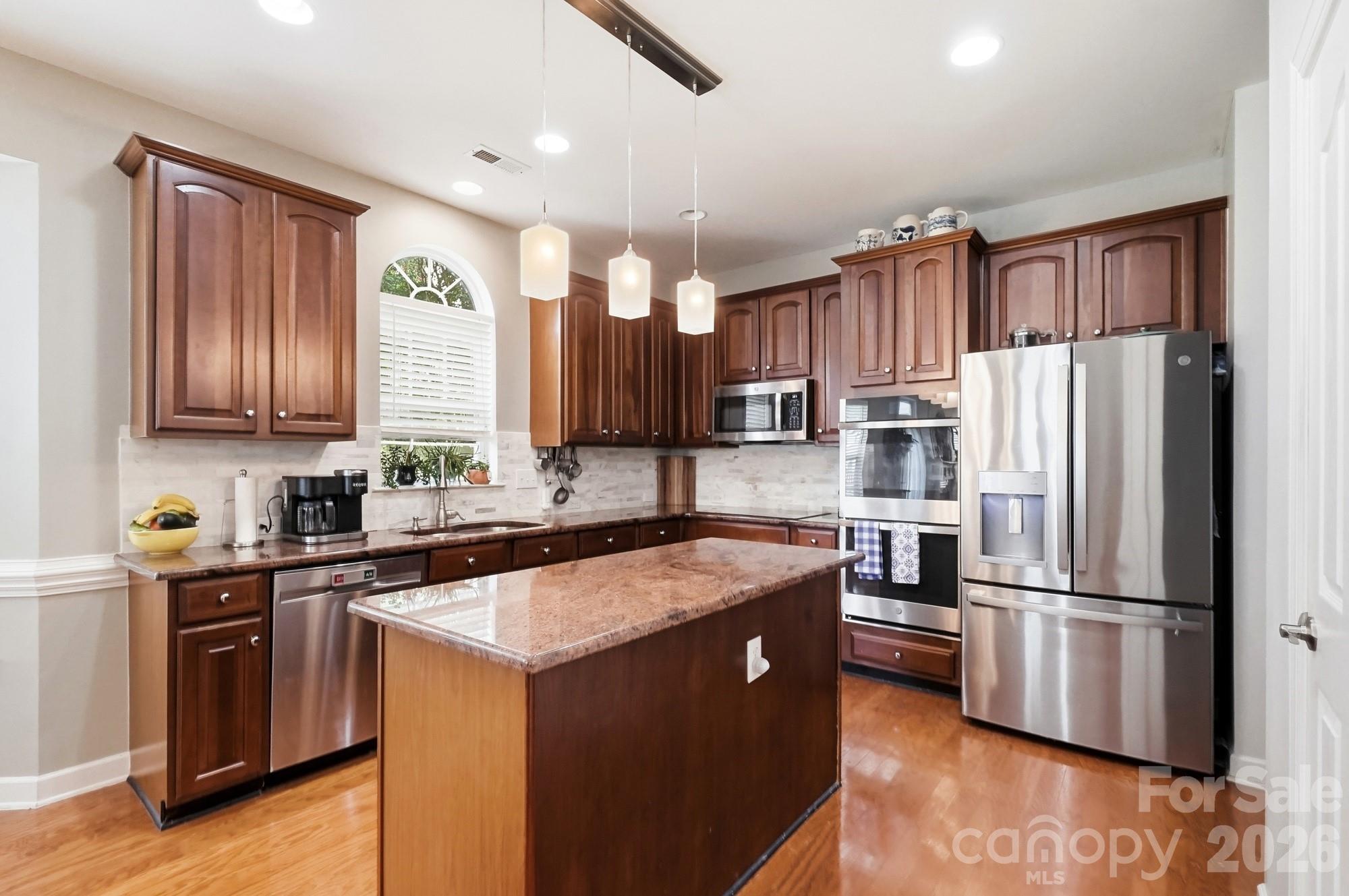 1111 Applegate Parkway — Waxhaw