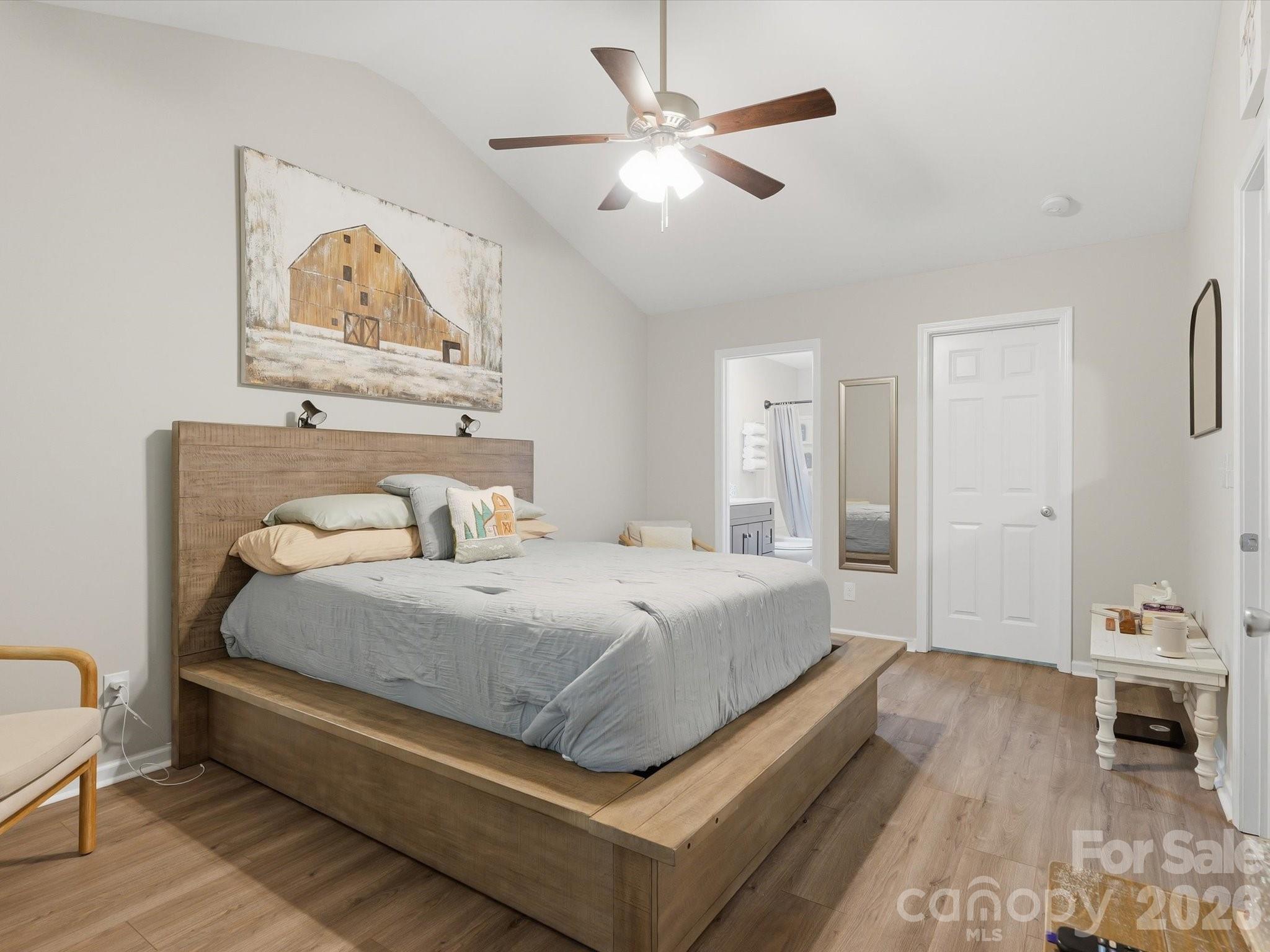 1566 Glenbar Court — Clover